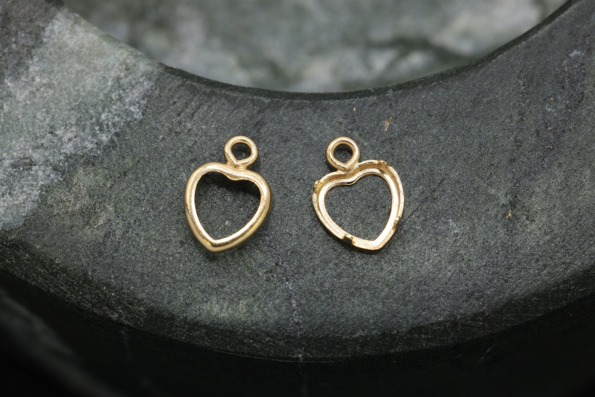 Heart Bezel Self Set Bracket Charm, 14/20 Gold-Filled, 4mm x 4mm, Wholesale, Jewelry Making Charm - HarperCrown