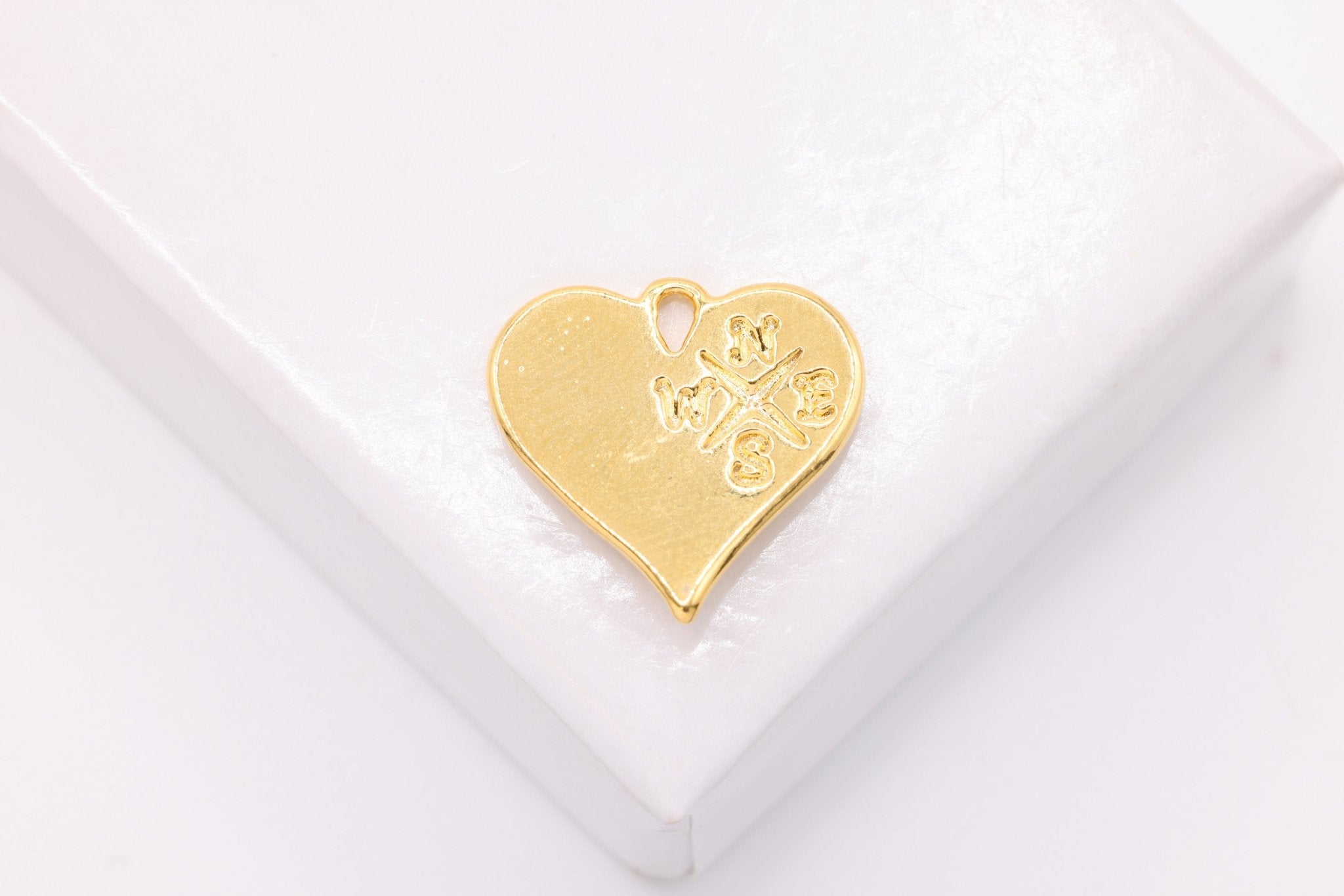 Heart Compass Charm, Wholesale, 14K Solid Gold, 14mm x 14mm, Love North Star - HarperCrown