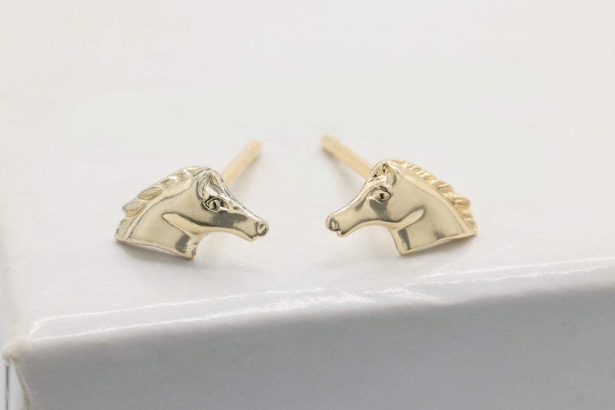 Horse Stud Earring, 14/20 Gold - Filled, 8mm x 4mm, Wholesale, Equestrian Stallion Cowboy Dainty Minimalist Jewelry Earrings - HarperCrown