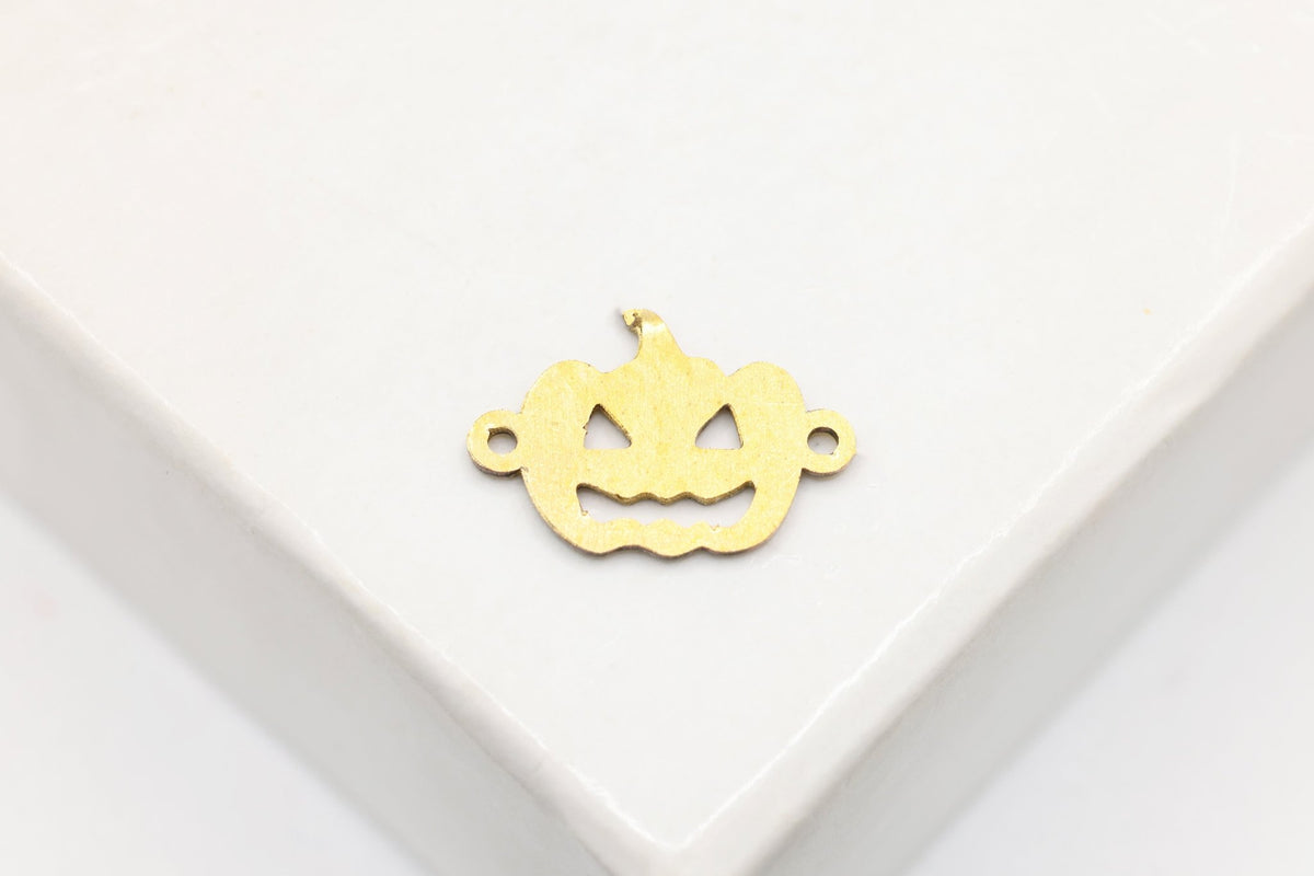 Jack-O'-Lantern Pumpkin Connector Charm, 14/20 Gold-Filled, 10mm x 7mm, Wholesale, Spooky Halloween Charm, Jewelry Making Charm - HarperCrown
