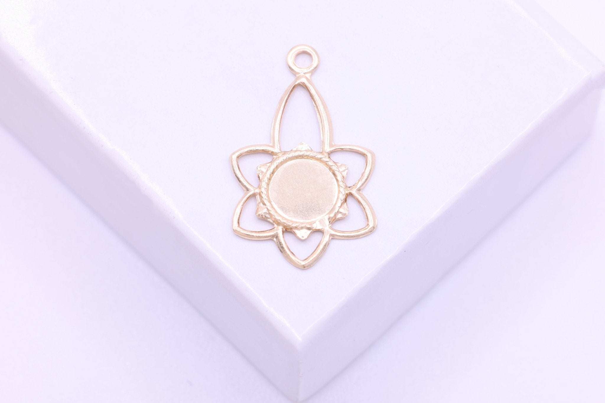 Lotus Sun Flower Charm, 14/20 Gold - Filled, Wholesale, 18mm x 10mm, Bulk Jewelry Making Charm - HarperCrown