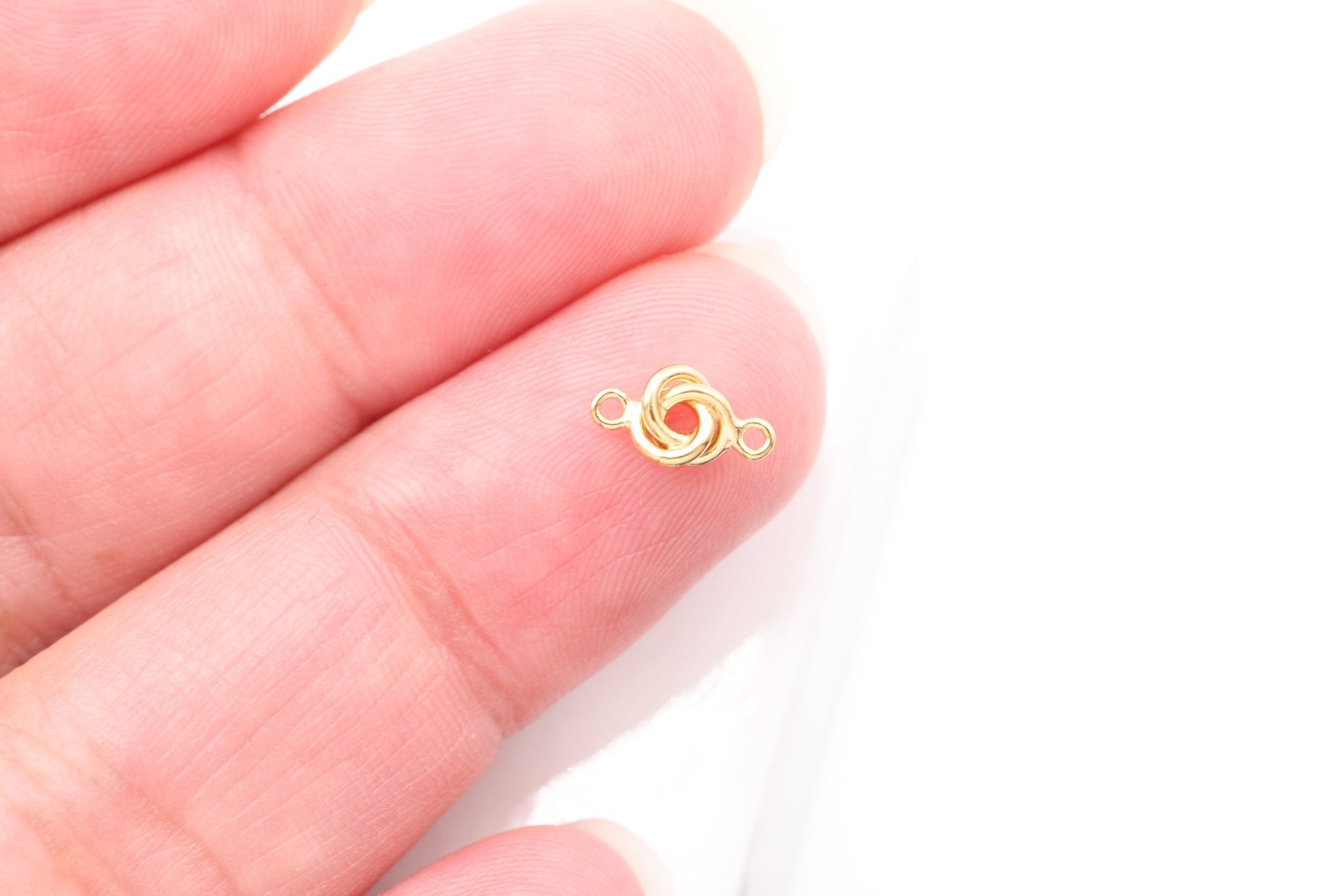 Love Knot Connector, 14/20 Gold - Filled, Permanent Jewelry Wholesale Findings - HarperCrown