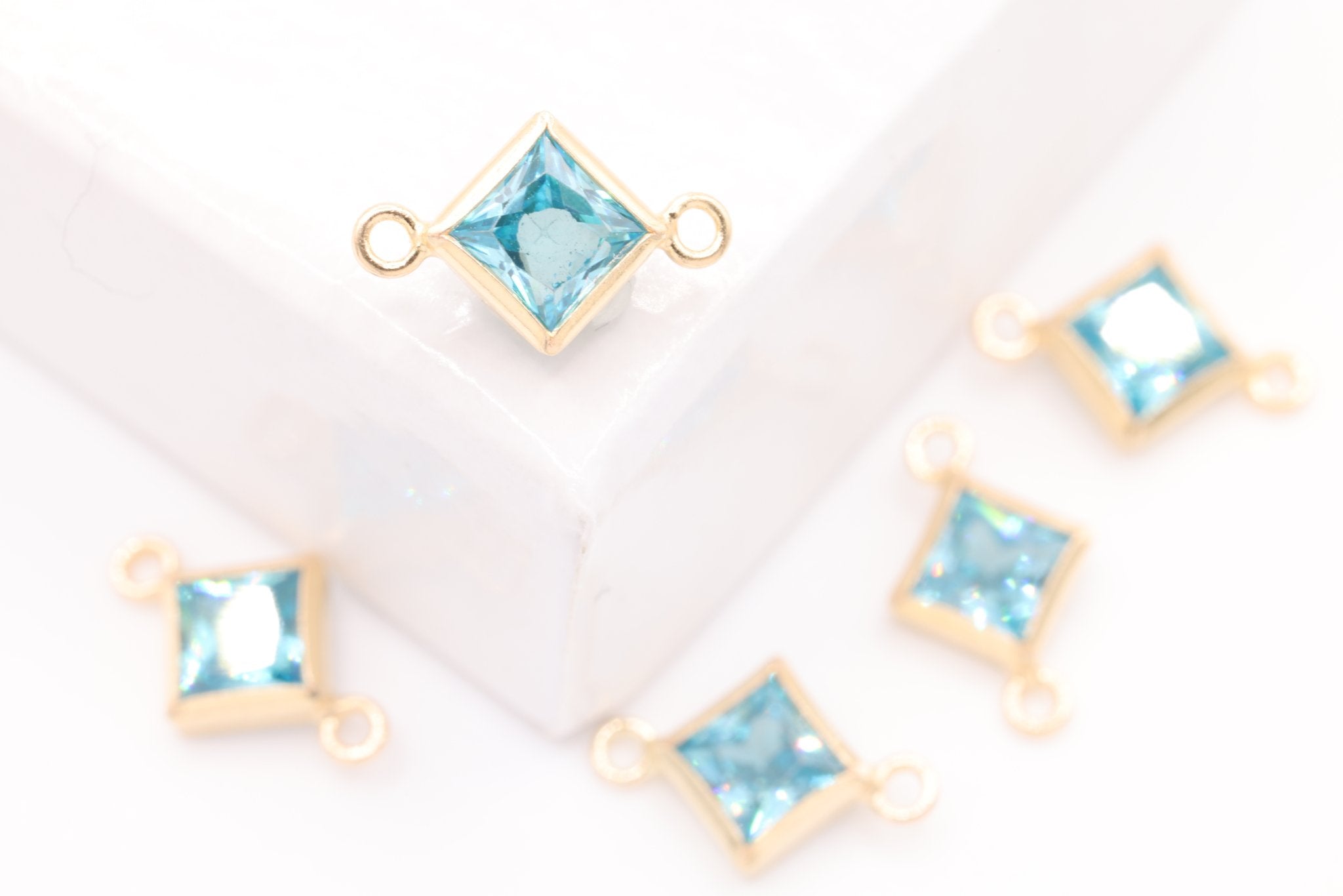 March Birthstone Aquamarine CZ Connector Bezel Frame, 14/20 Gold - Filled, 4mm - HarperCrown