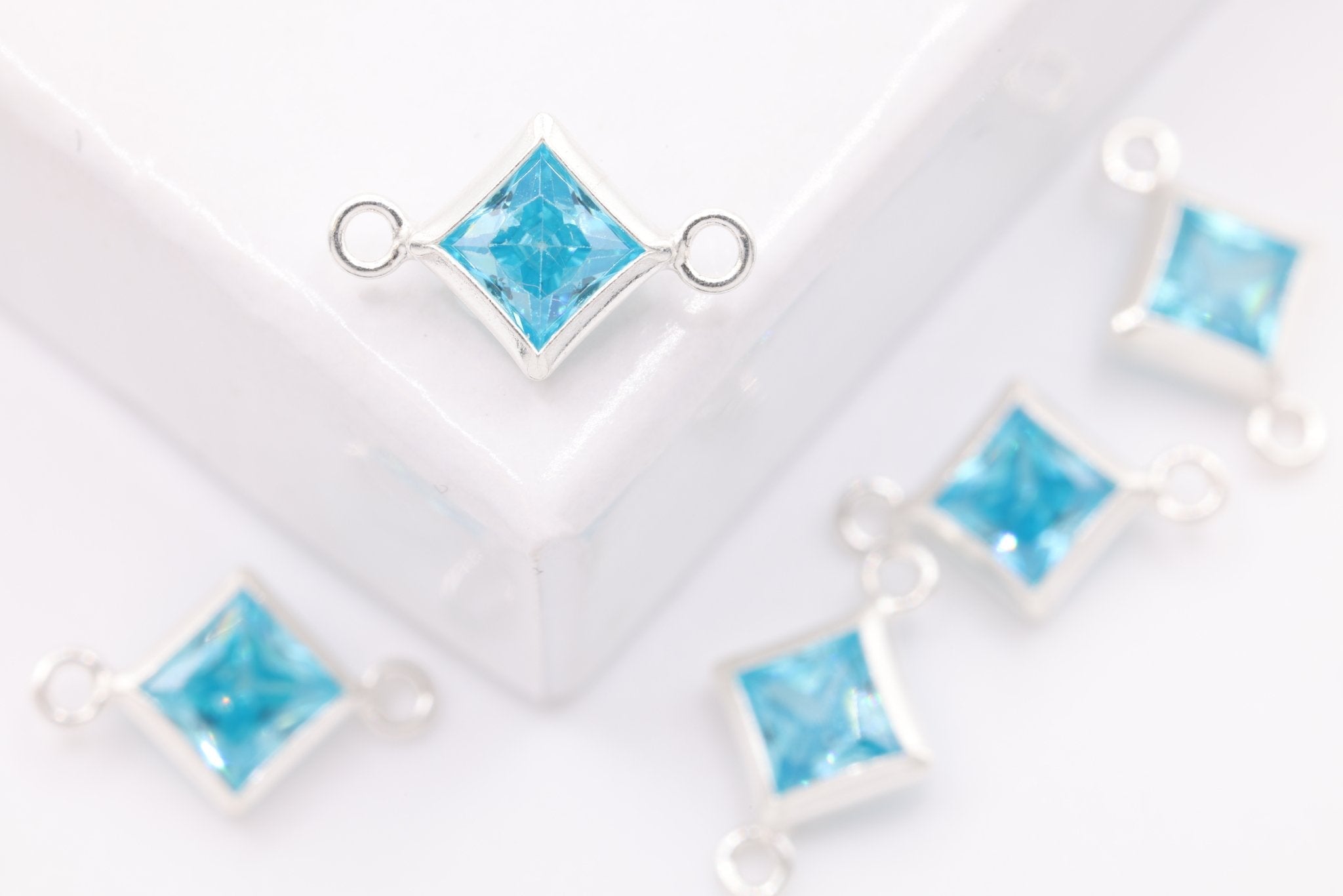 March Birthstone Aquamarine CZ Connector Bezel Frame Charm, Sterling Silver, 4mm - HarperCrown