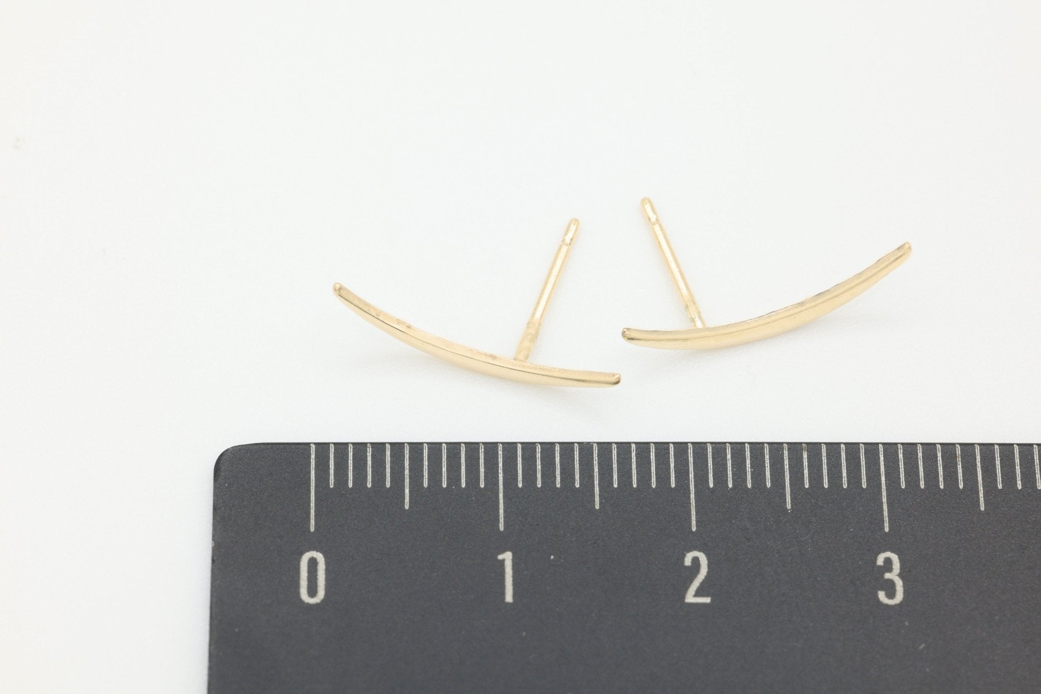 Moon Crawler Earring, 14/20 Gold - Filled, 16mm x 4mm, Wholesale, Celestial Crescent Moon Dainty Minimalist Jewelry Earrings - HarperCrown