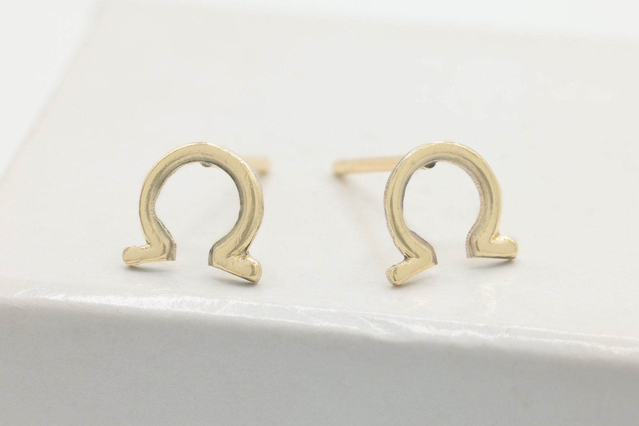 Omega Symbol Stud Earring, 14/20 Gold - Filled, 6mm x 6mm, Wholesale, Greek Letter Dainty Minimalist Jewelry Earrings - HarperCrown
