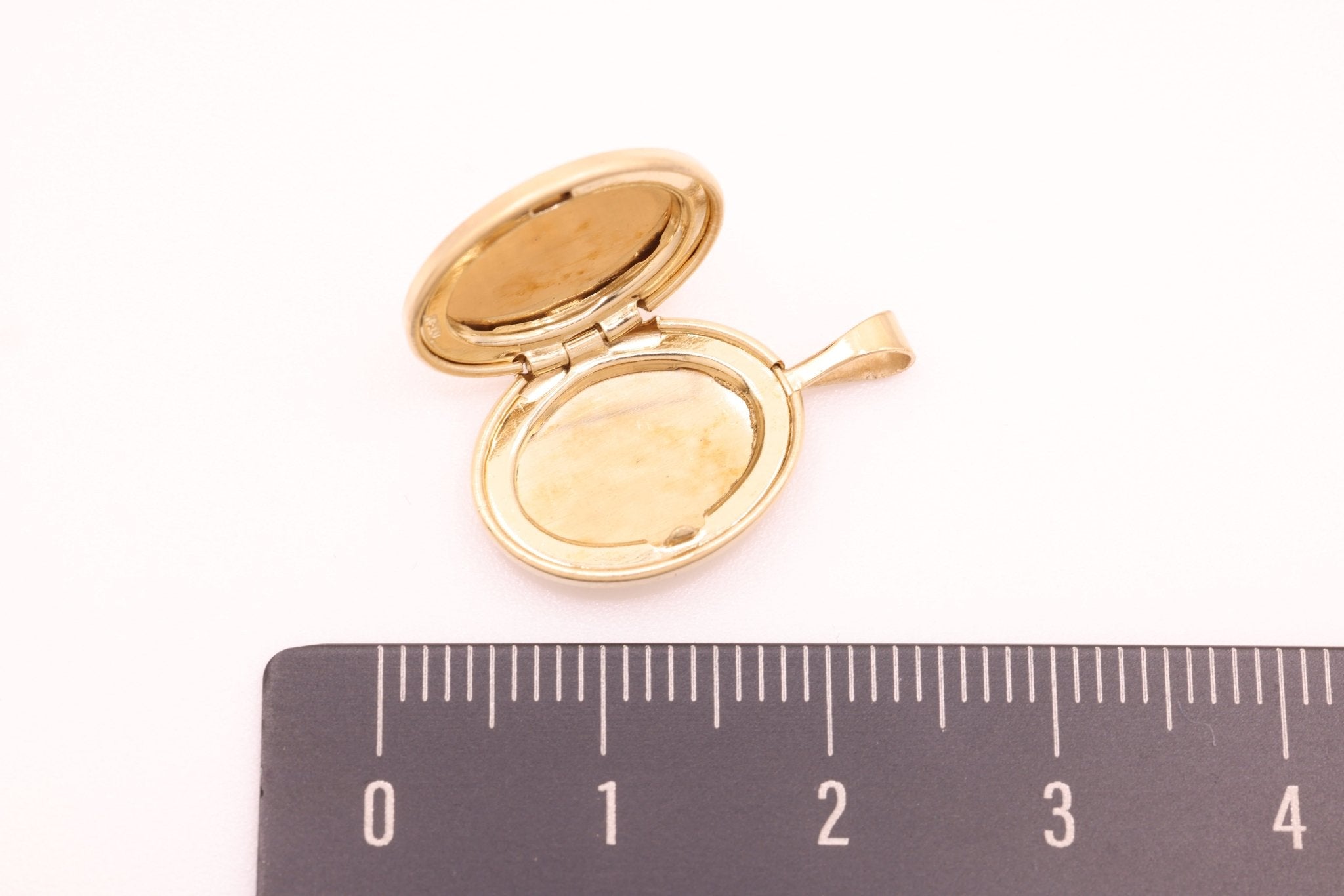 Oval Locket Pendant Charm, Wholesale, 14/20 Gold - Filled, 23mm x 12mm, DIY Jewelry Supplies - HarperCrown