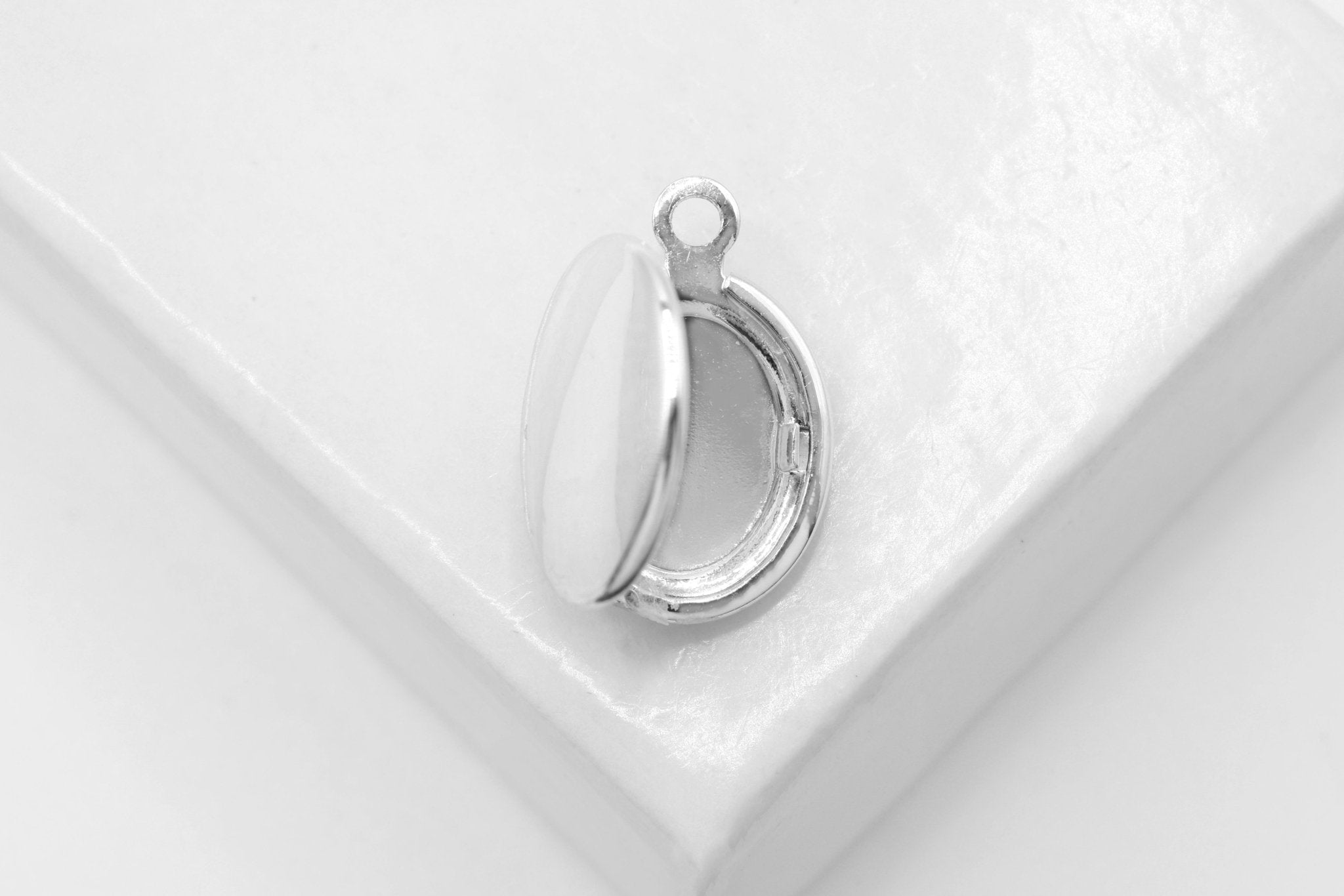 Oval Photo Locket Pendant Charm, Wholesale, 925 Sterling Silver, 16mm x 10mm, DIY Jewelry Supplies - HarperCrown