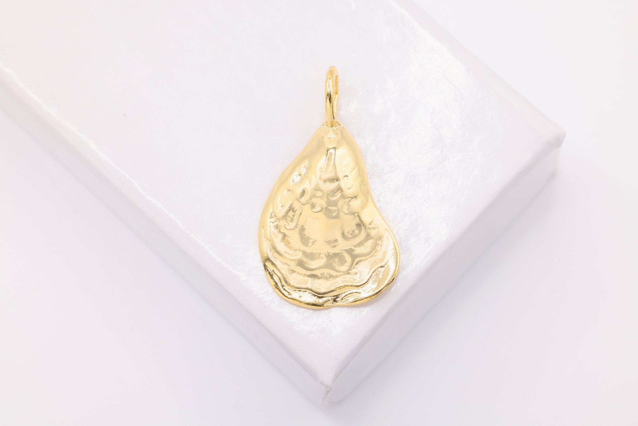 Oyster Shell Charm, Wholesale, 18K Yellow Gold - Plated 925 Sterling Silver, 23mm x 14mm, Sea Shell - HarperCrown