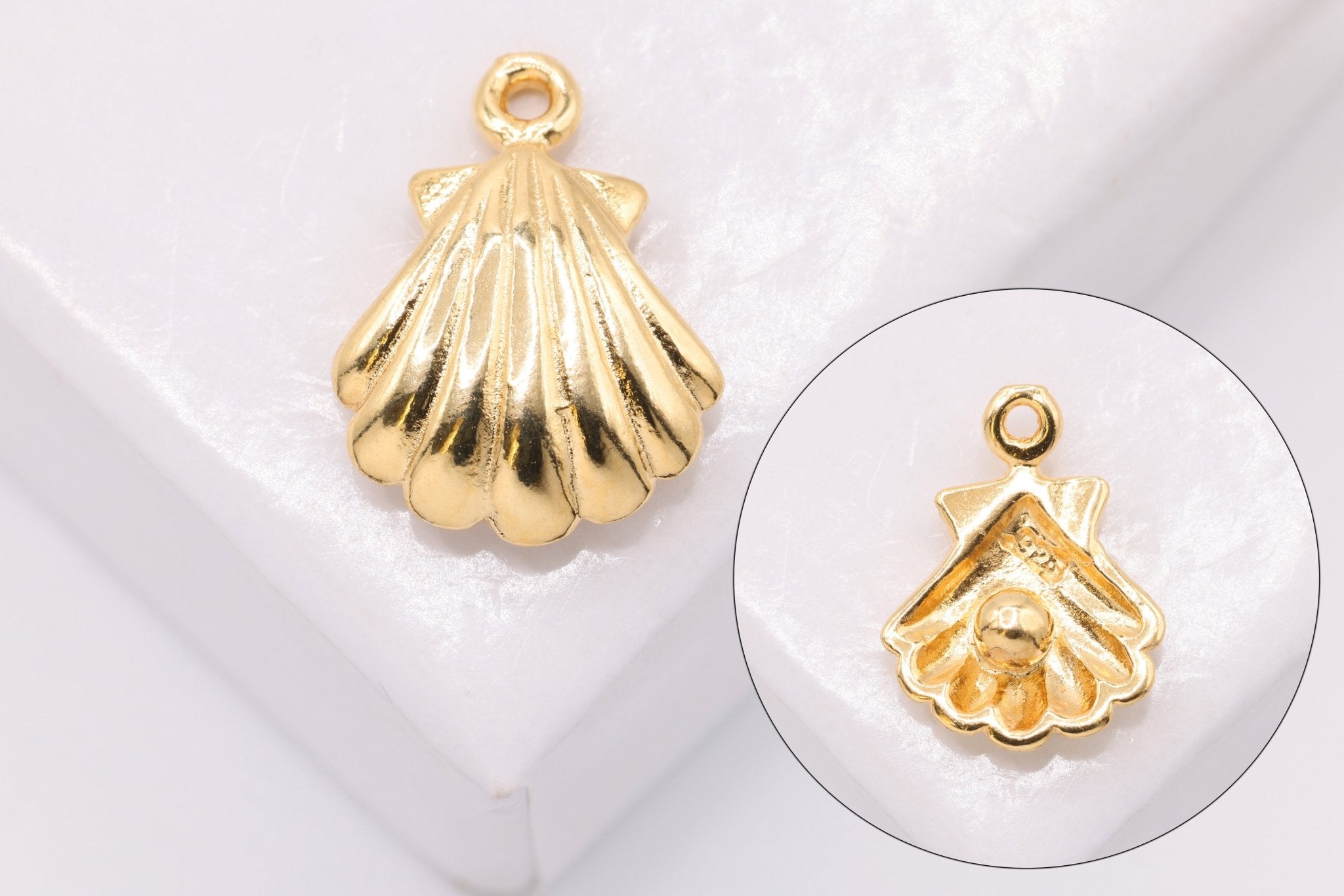 Oyster Shell With Pearl Charm, Wholesale, 18K Gold - Plated 925 Sterling Silver, 12mm x 10mm, Seashell Clam Conch Shell - HarperCrown