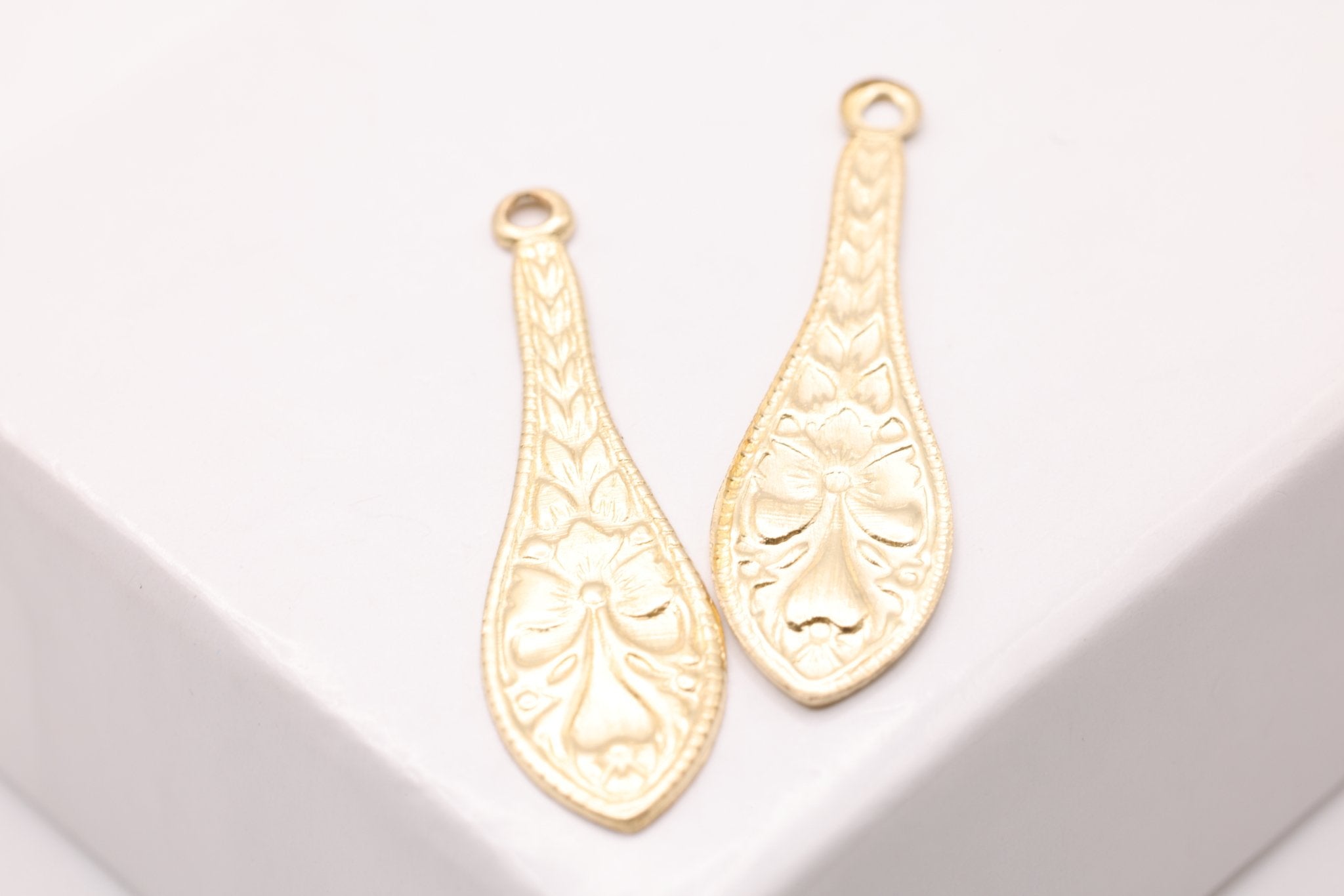 Patterned Drop Charm, Gold - Filled, 20mm x 5mm, Wholesale Bulk DIY Wholesale Jewelry Making Charm - HarperCrown