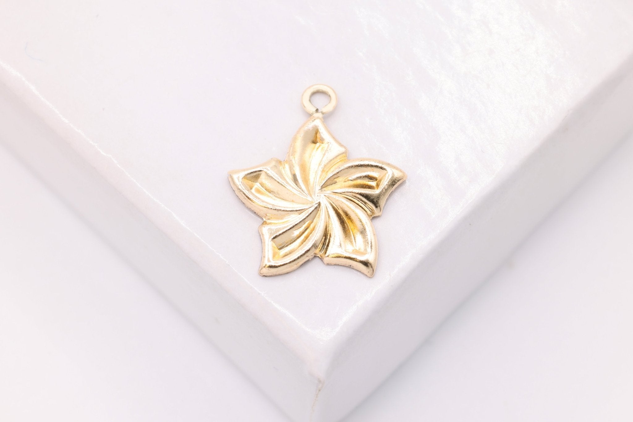Plumeria Flower Charm, Wholesale, 14/20 Gold - Filled, 13mm, Floral Pinwheel Spring Flower Hawaiian - HarperCrown