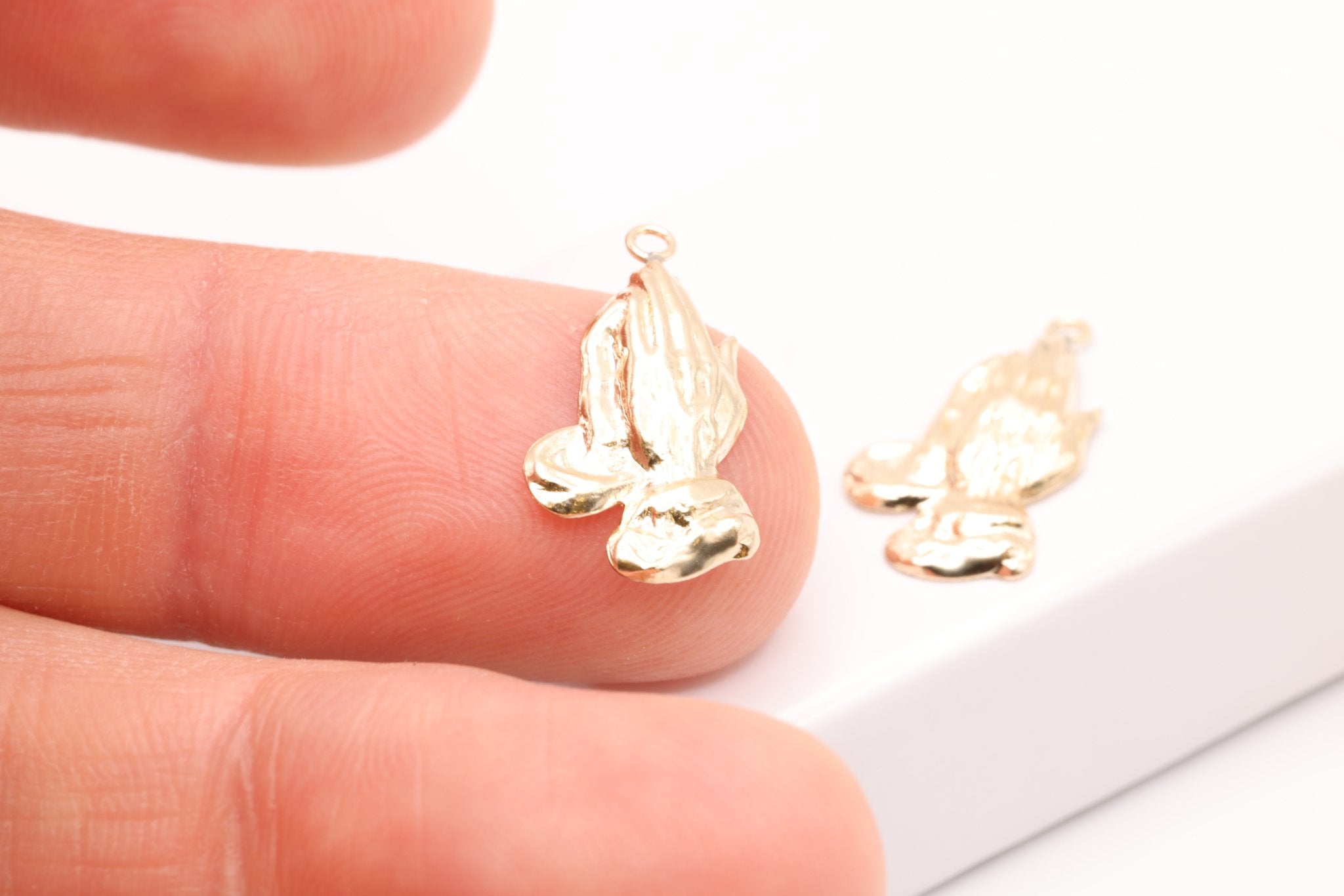 Praying Hands Charm, Gold - Filled, 17mm x 10mm, Religious Faithfull Charm, Bulk DIY Wholesale Jewelry Making Charm - HarperCrown
