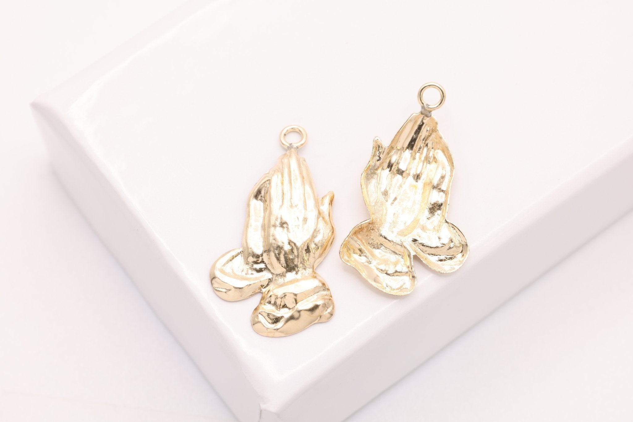 Praying Hands Charm, Gold - Filled, 17mm x 10mm, Religious Faithfull Charm, Bulk DIY Wholesale Jewelry Making Charm - HarperCrown