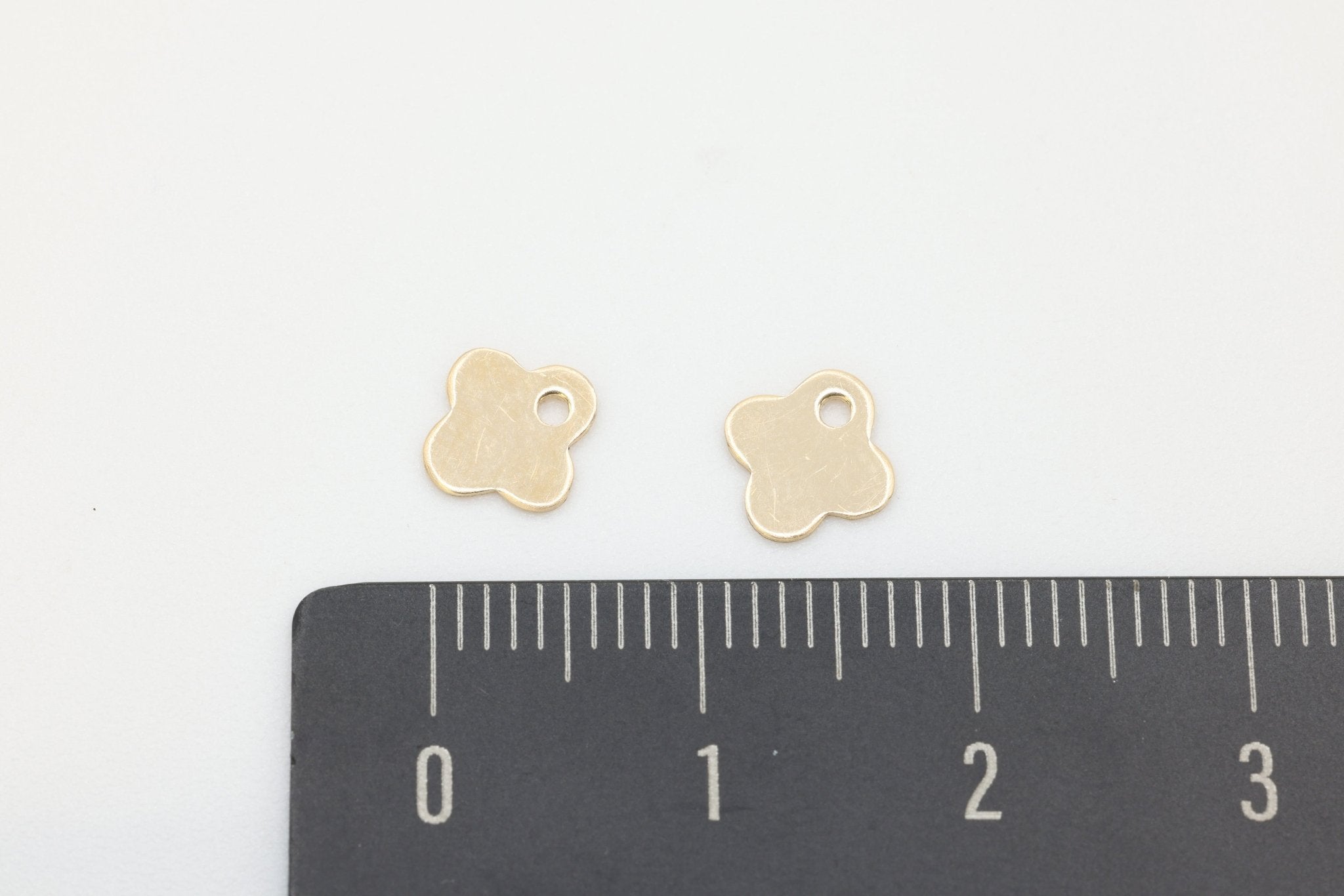 Quatrefoil Four Leaf Clover Charm, Wholesale, 14/20 Gold - Filled, 8mm x 8mm, Jewelry Making Charm - HarperCrown