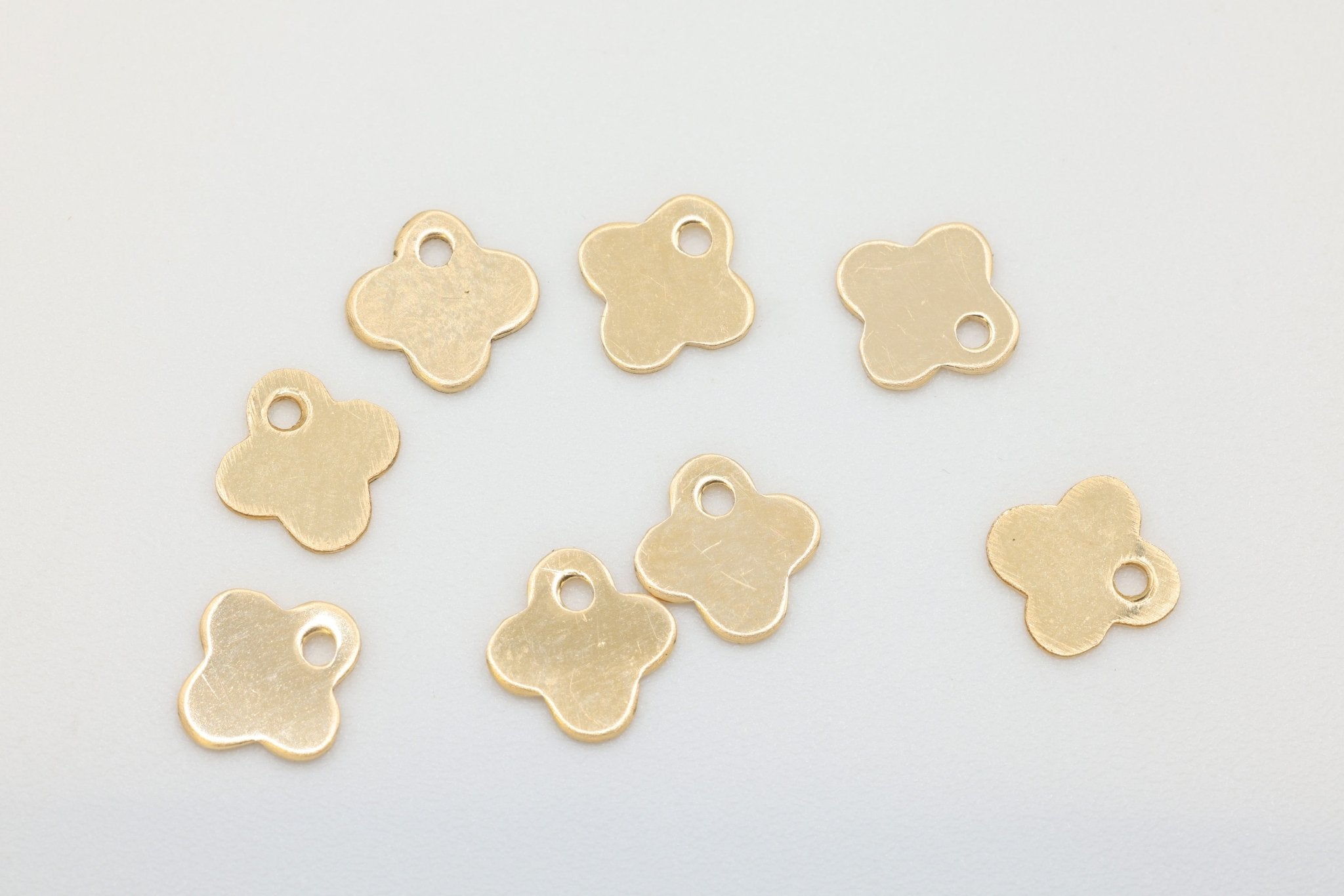 Quatrefoil Four Leaf Clover Charm, Wholesale, 14/20 Gold - Filled, 8mm x 8mm, Jewelry Making Charm - HarperCrown