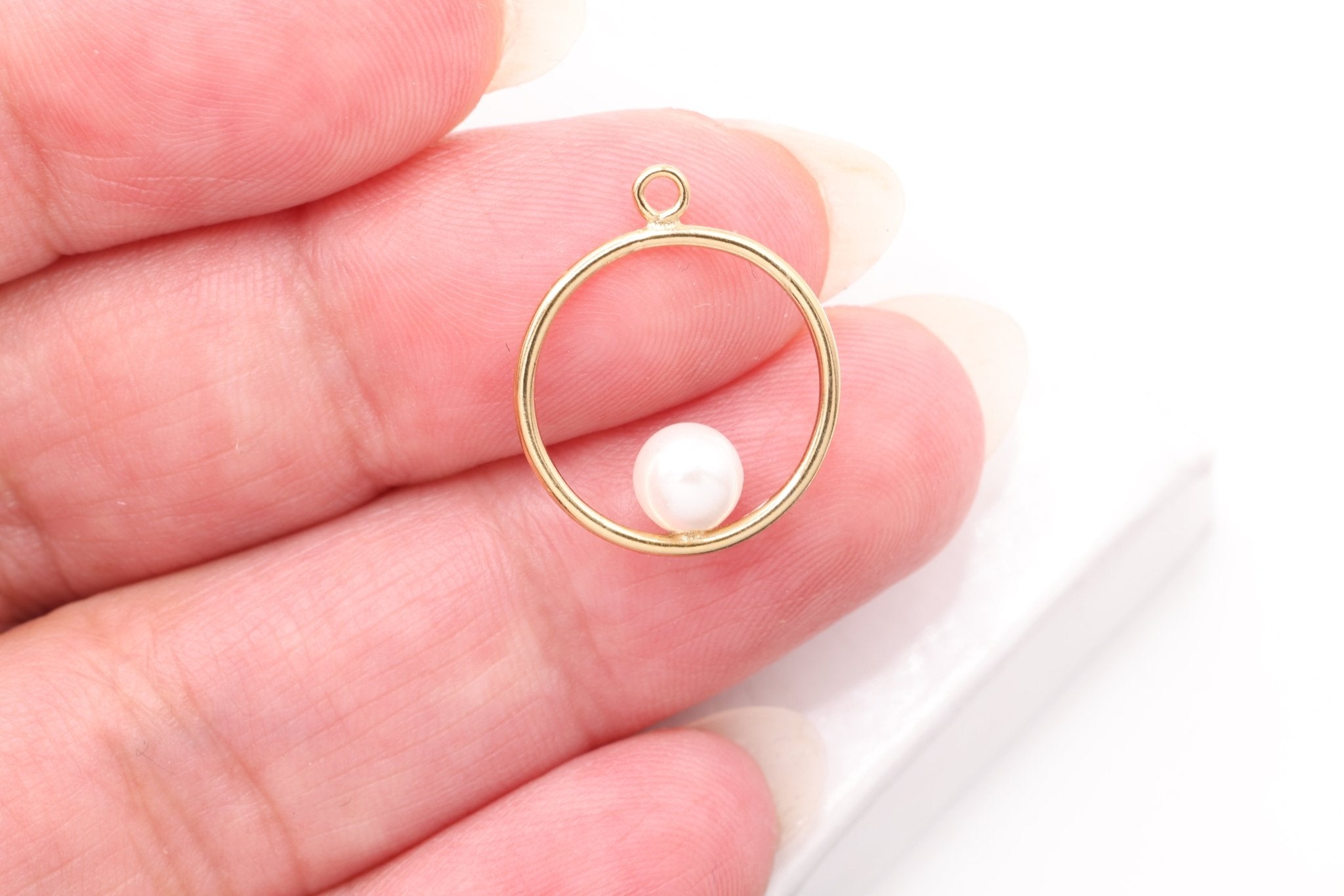 Round Drop Charm with 5mm Pearl, 14/20 Gold - Filled, 15mm, Pearl Drop Pendant Connector - HarperCrown