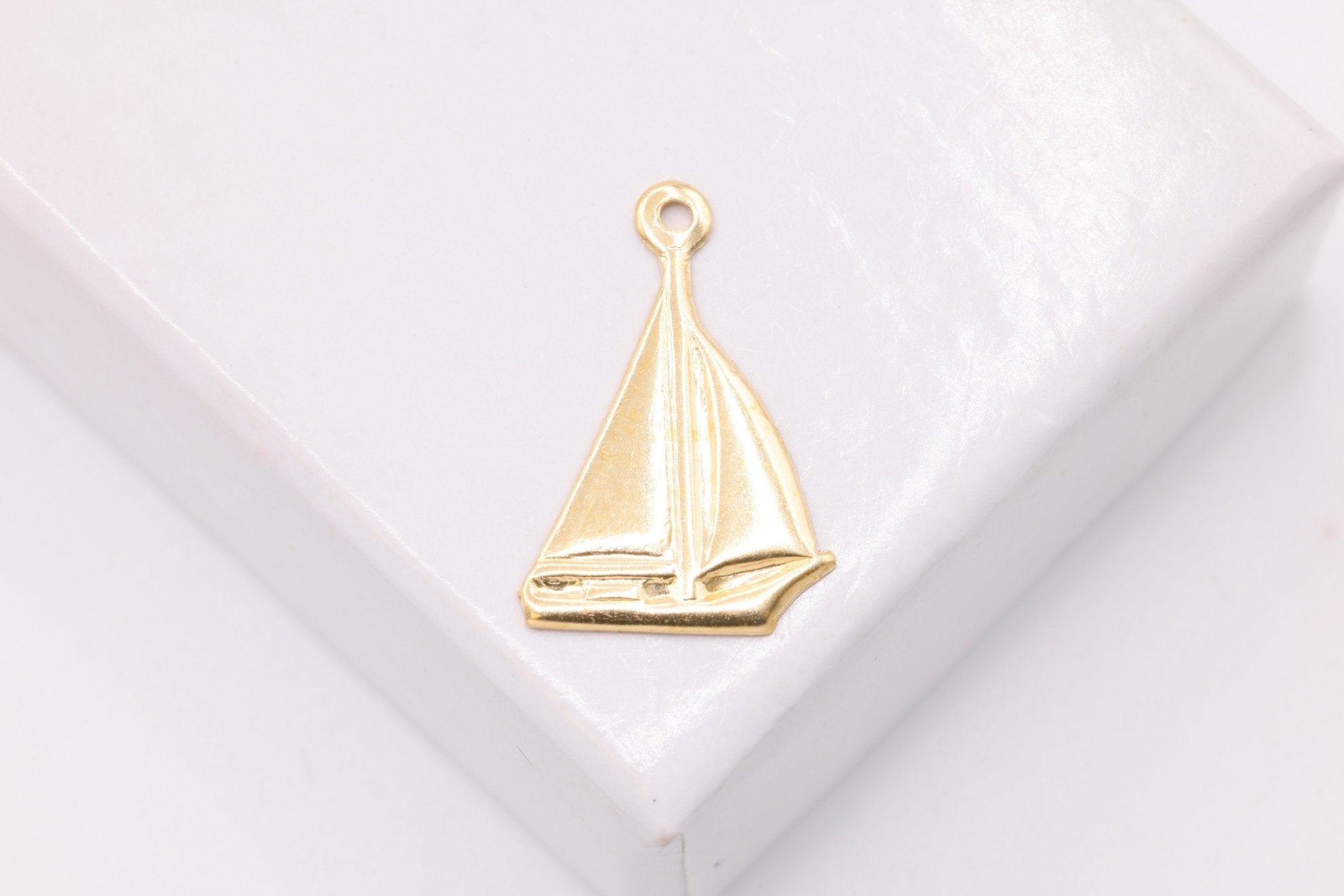 Sailboat Charm, Wholesale, 14/20 Gold - Filled, 15mm x 10mm, Sail Boat Ship Nautical Beach Sailing - HarperCrown