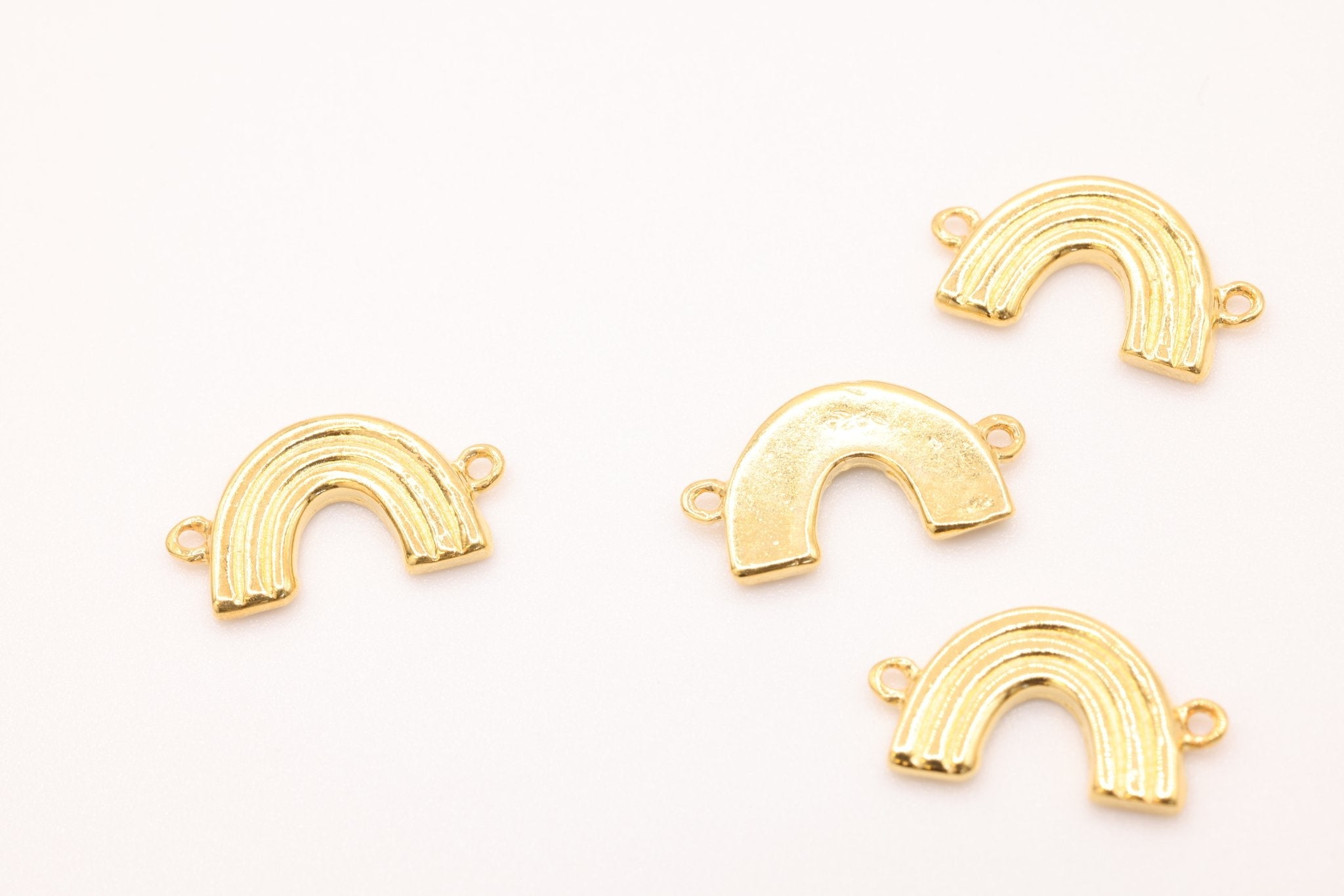 Seal Charm, 14K Gold - Filled, Stamped Seal Sealife Charm, Jewelry Making Charm - HarperCrown