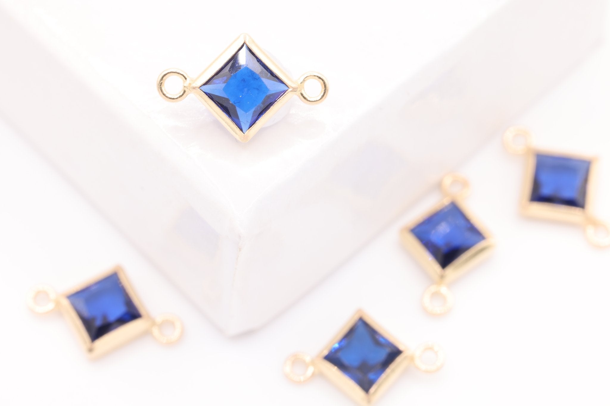 September Birthstone Sapphire CZ Connector Bezel Frame, 14/20 Gold - Filled, 4mm - HarperCrown