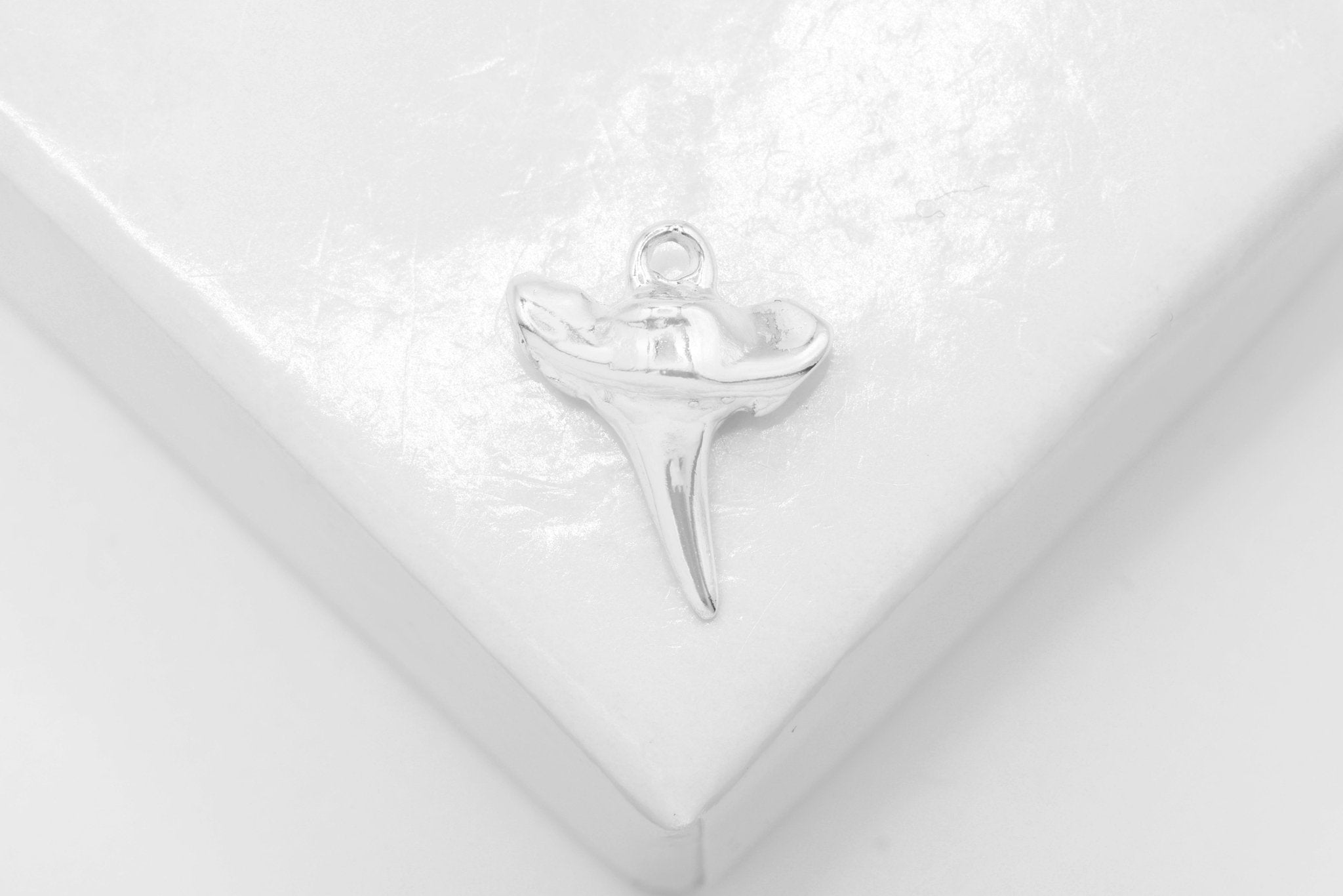 Shark Tooth Charm, Wholesale, 925 Sterling Silver, 12mm x 10mm, Sharktooth Shark Teeth Nautical Beach - HarperCrown