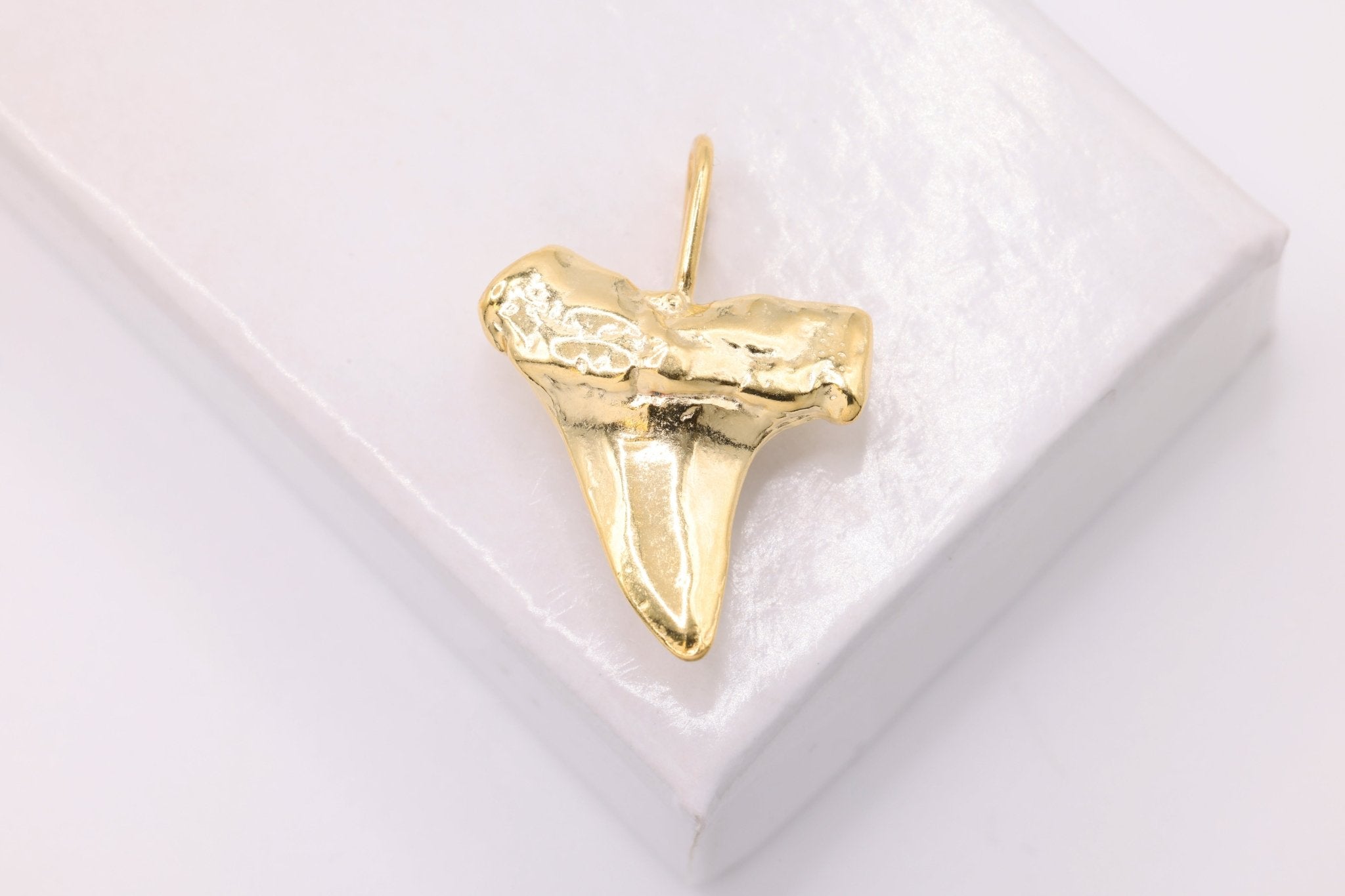 Shark Tooth Pendant Charm, Wholesale, 18K Gold - Plated 925 Sterling Silver, 22mm x 15mm - HarperCrown