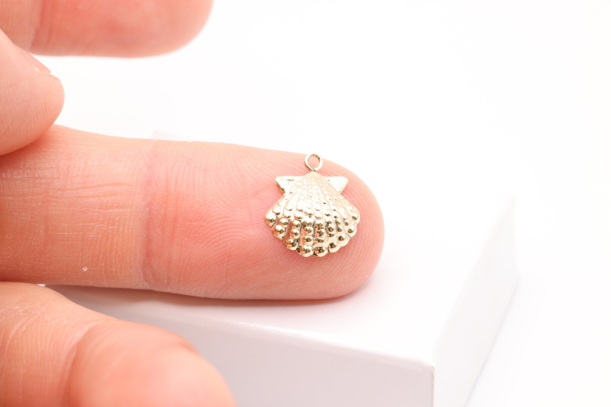 Shell Charm, Gold - Filled, 12mm x 11mm, Seashell Pearl Clam Charm, Bulk DIY Wholesale Jewelry Making Charm - HarperCrown