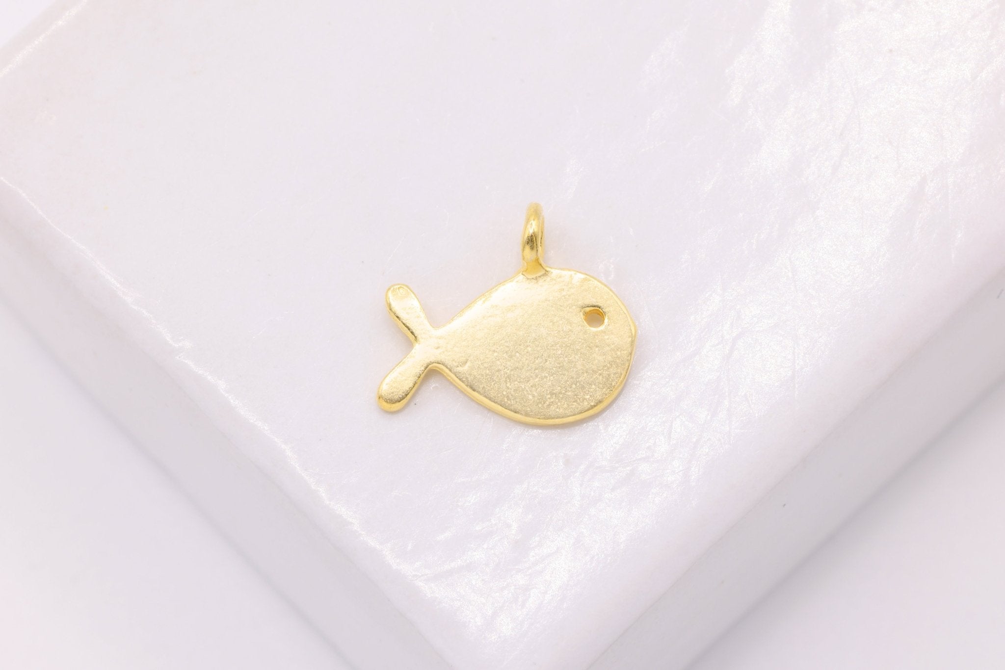 Small Gold Fish Charm, Wholesale, 18K Gold - Plated 925 Sterling Silver, 10mm x 10mm, Sea Fish Sea Life Ocean Swimming Fish - HarperCrown