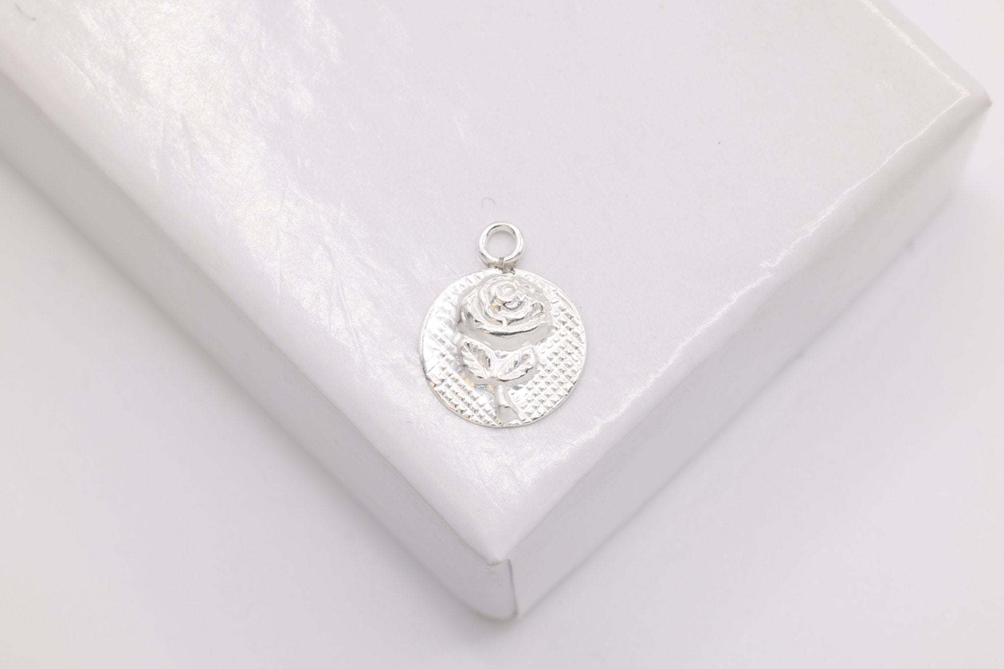 Small Rose Textured Circle Charm, 925 Sterling Silver, 7mm, Wholesale - HarperCrown
