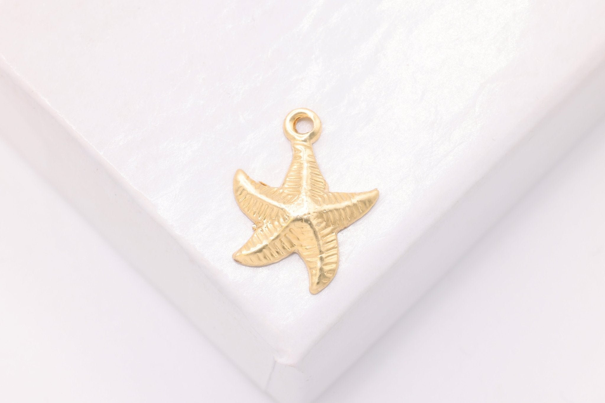 Starfish Charm, Wholesale, 14/20 Gold - Filled, 10mm, Ocean Sea Life - HarperCrown