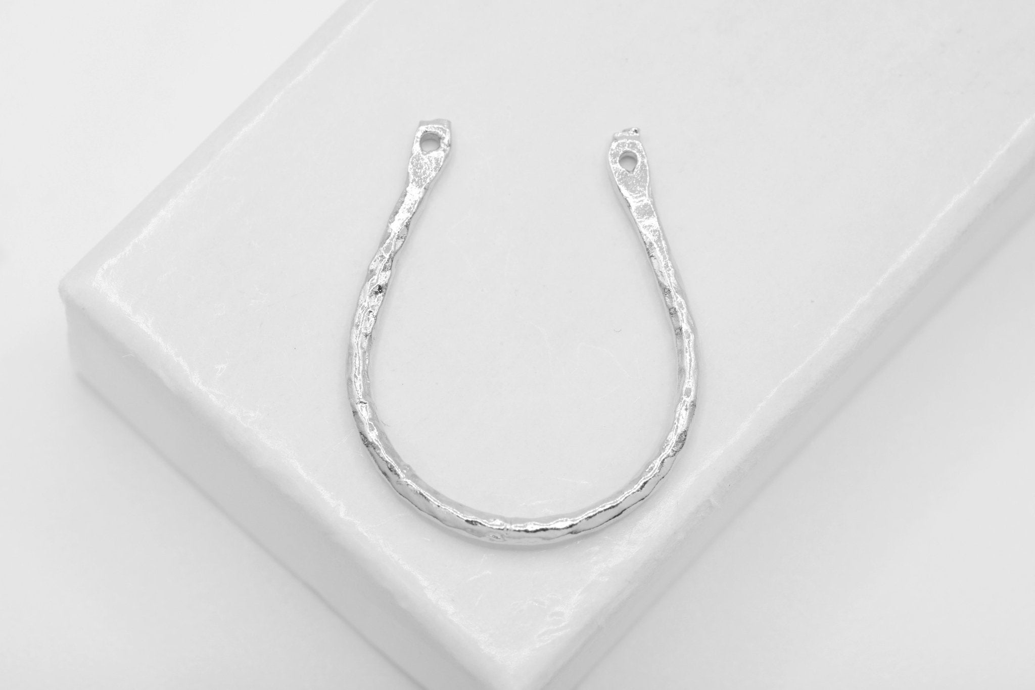 Sterling Silver Hammered Horseshoe Charm Connector - 925 Silver Horseshoe Pendant, Lucky Horseshoe, Silver Horseshoe Charm, Beads - HarperCrown