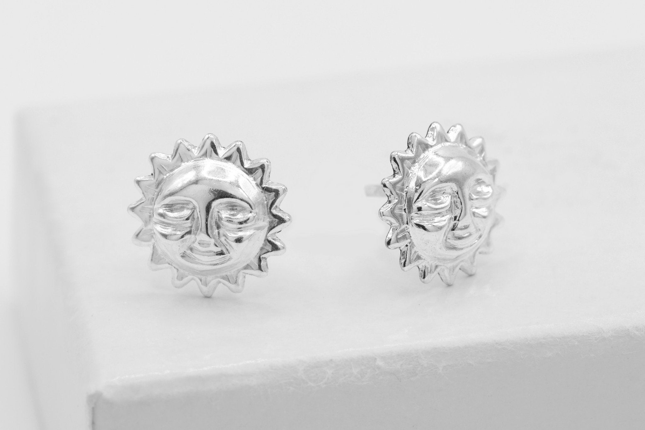 Sun Face Stud Earring, 925 Sterling Silver, 9mm x 9mm, Wholesale, Jewelry Earrings - HarperCrown