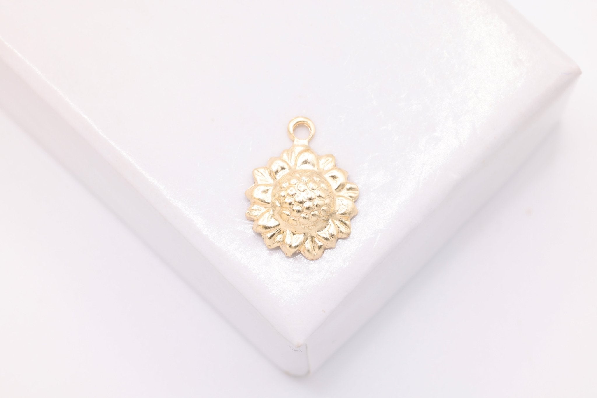 Sunflower Charm, Wholesale, 14/20 Gold - Filled or 925 Sterling Silver, Permanent Jewelry Wholesale Bulk Gold Filled Charms - HarperCrown