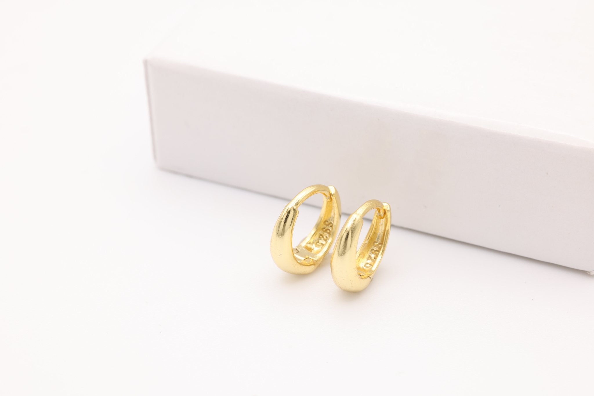 Tapered Hoop Lever Back Earrings, 1 pair Gold - Plated over Sterling Silver, 9mm, Minimalist Delicate, Wholesale Jewelry Earrings - HarperCrown