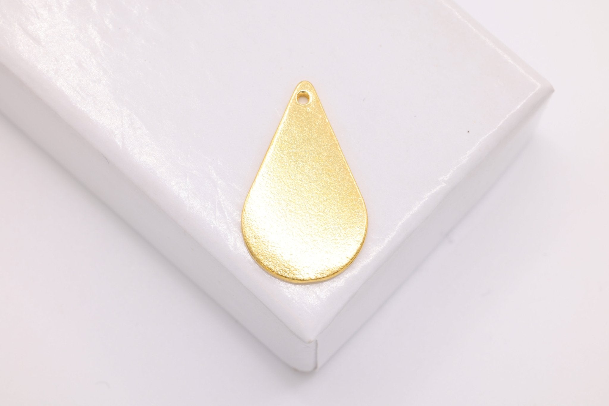 Teardrop Charm, Wholesale, 14K Gold, 19mm x 11mm - HarperCrown