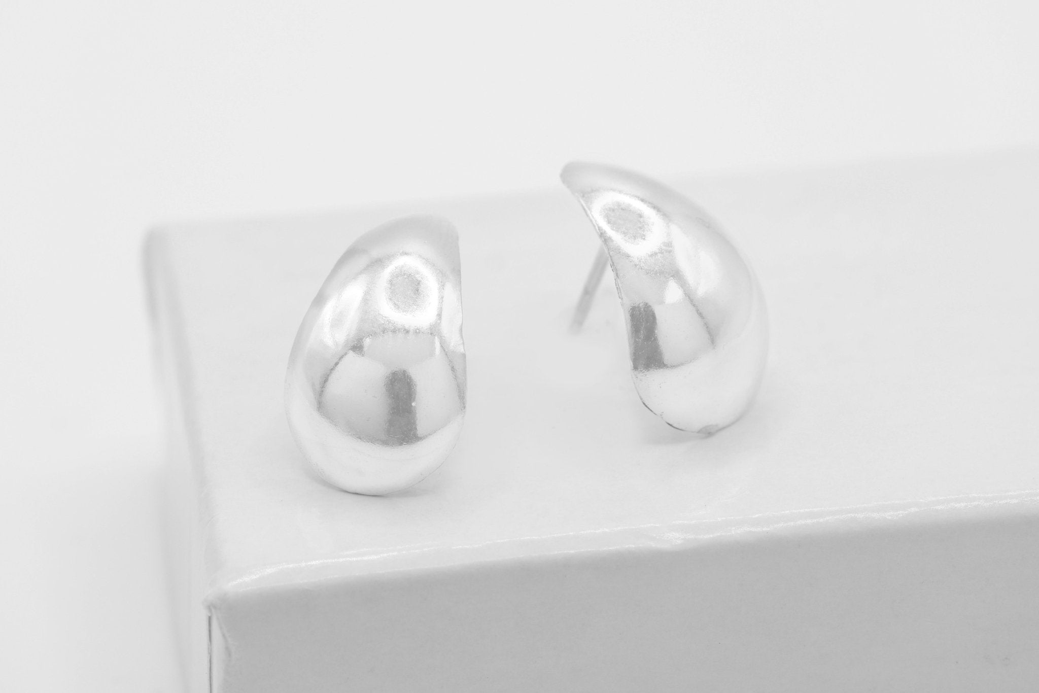 Teardrop Earring, 925 Sterling Silver, 13mm x 8mm, Wholesale, Tear Drop Wholesale Jewelry Earrings - HarperCrown
