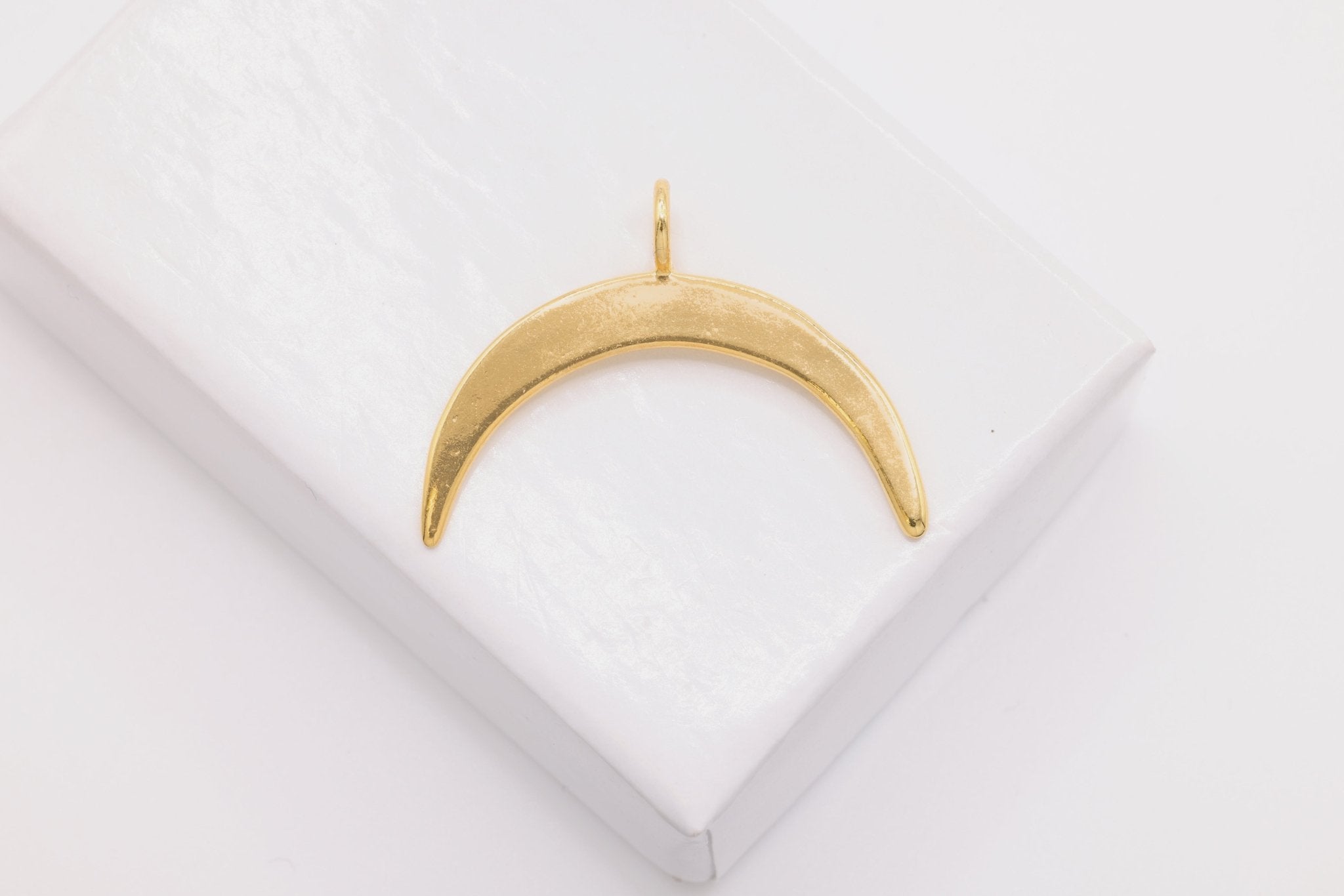 Thin Crescent Moon Charm, Wholesale, 14K Gold, 24mm x 17mm - HarperCrown