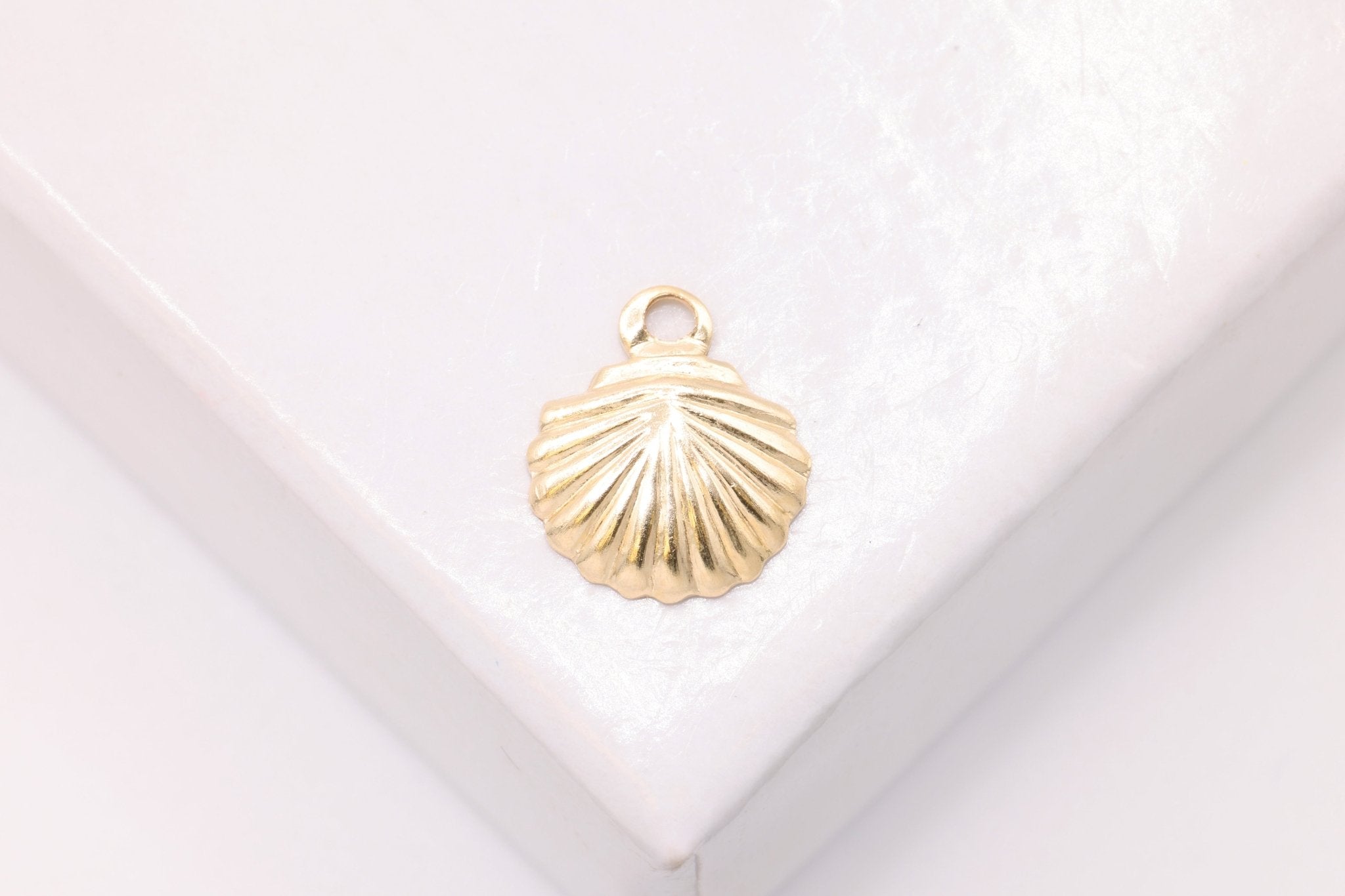 Tiny Shell Charm, Wholesale, 14/20 Gold - Filled, 8mm, Beach Scallop Sea Clam Oyster Shell Ocean Marine Life - HarperCrown
