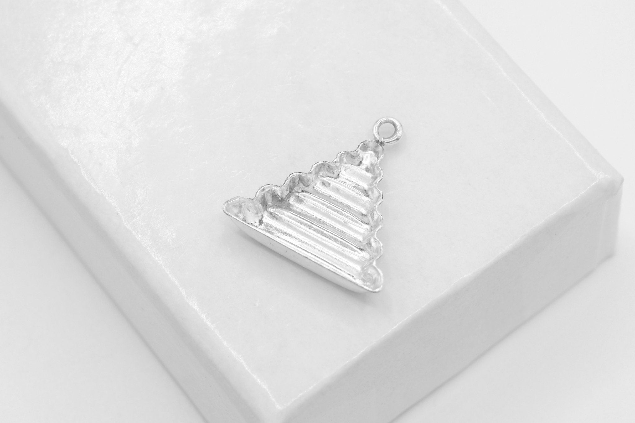 Triangle Stacked Pyramid Charm, Wholesale, 14/20 Gold - Filled, 12mm x 12mm - HarperCrown