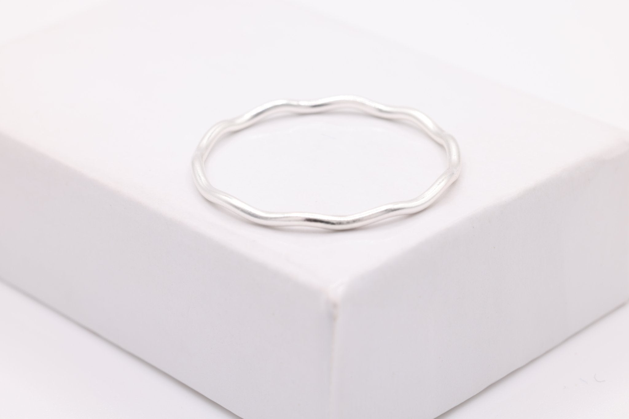 Wavy Ring, 925 Sterling Silver, Dainty Stacking Wavy Ring, Wholesale Bulk DIY Jewelry Making Charms - HarperCrown