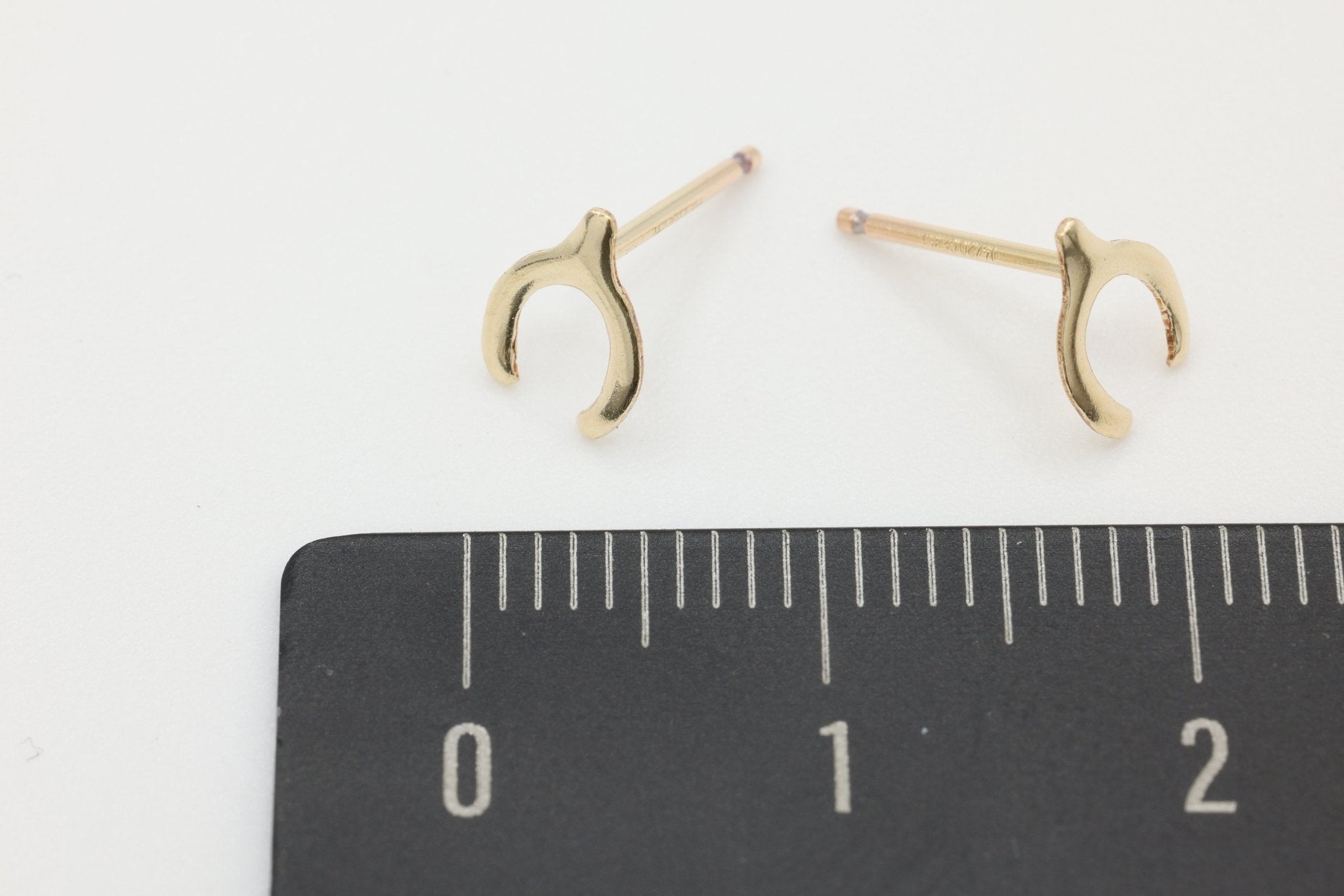 Wishbone Stud Earring, 14/20 Gold - Filled, 8mm x 5mm, Wholesale, Dainty Minimalist Jewelry Earrings - HarperCrown