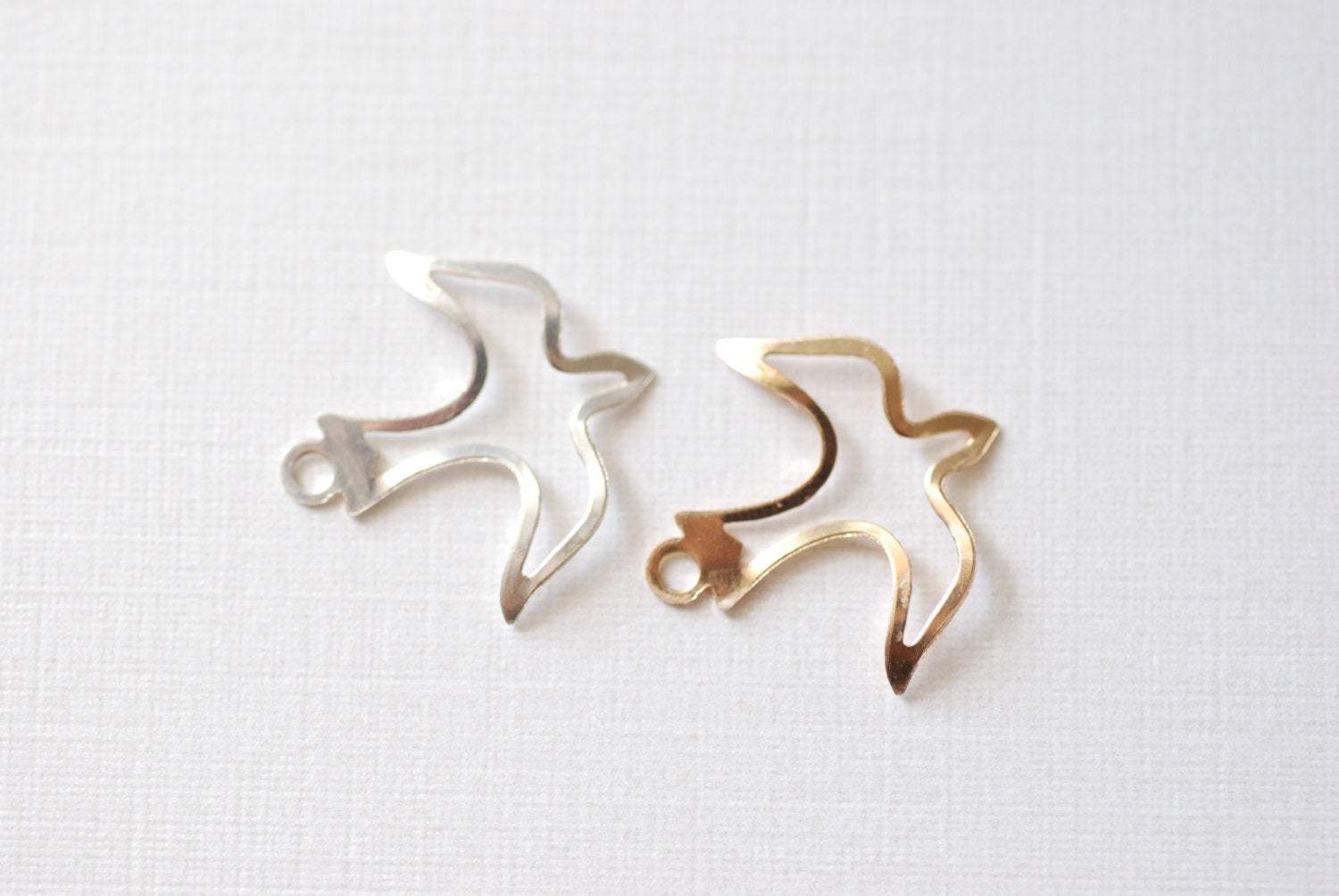 Dove Bird Charm, Wholesale, 14/20 Gold-Filled, 20mm x 20mm, Dove Peace Love Bird, Bulk DIY Wholesale Jewelry Making Charm