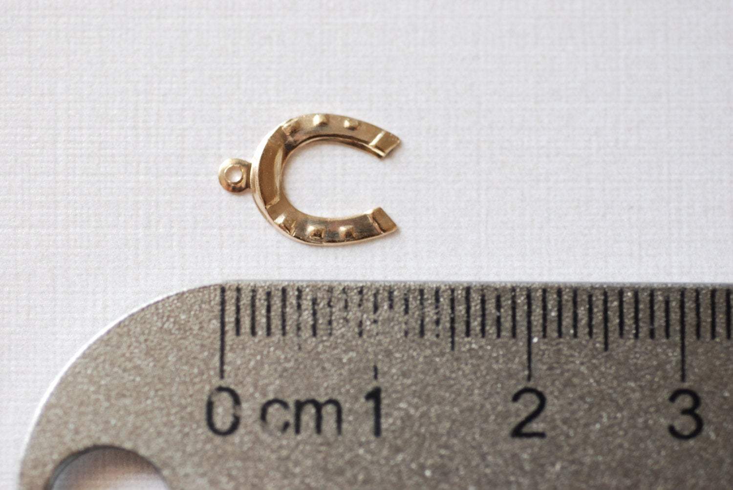 Horseshoe Charm, Wholesale, 14/20 Gold-Filled, 13mm, Lucky Gold Jewelry Making Charm