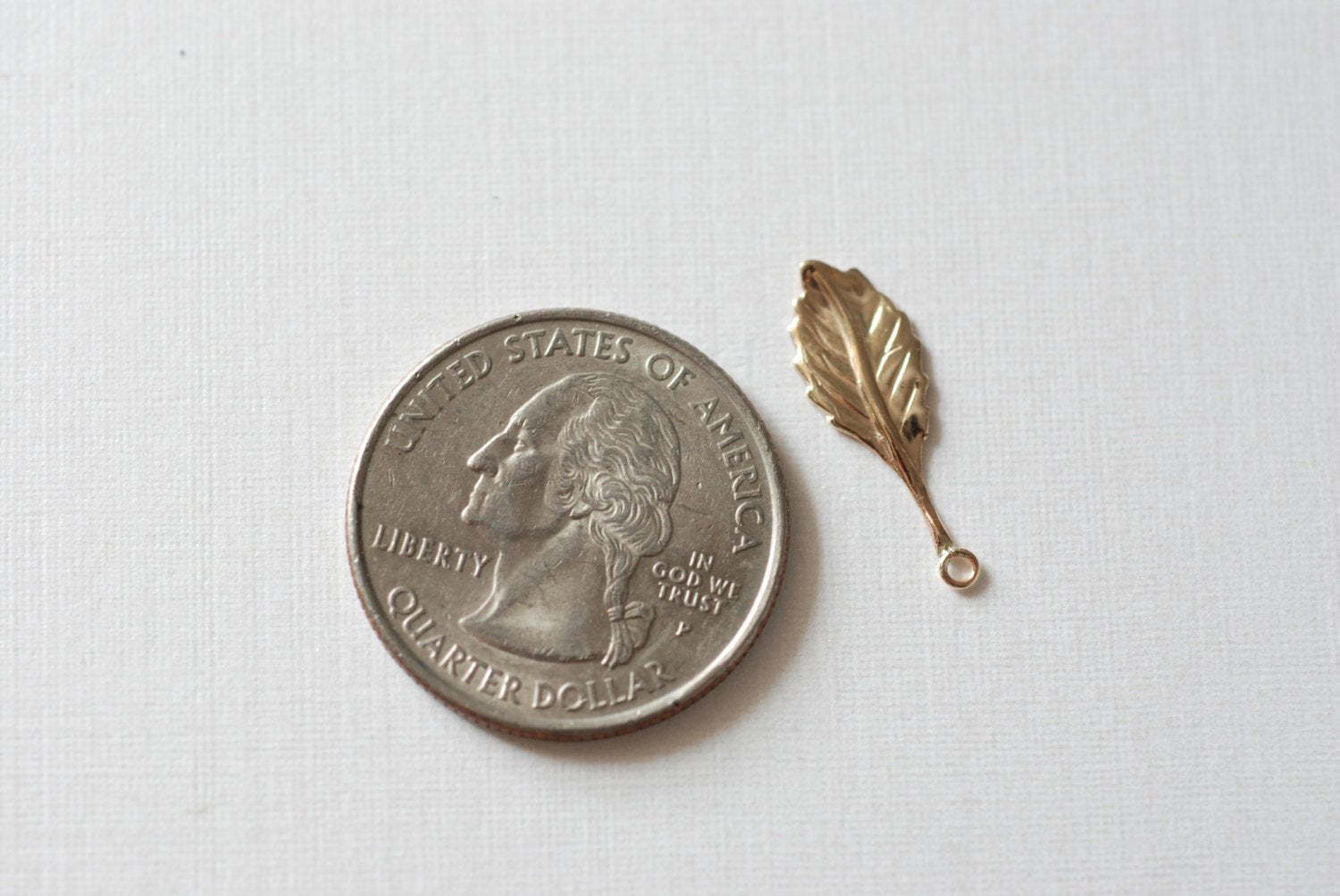 Leaf Charm, Wholesale, 14/20 Gold-Filled, 21mm x 7mm, Drops Dangles Leaves Nature Leaves Petal