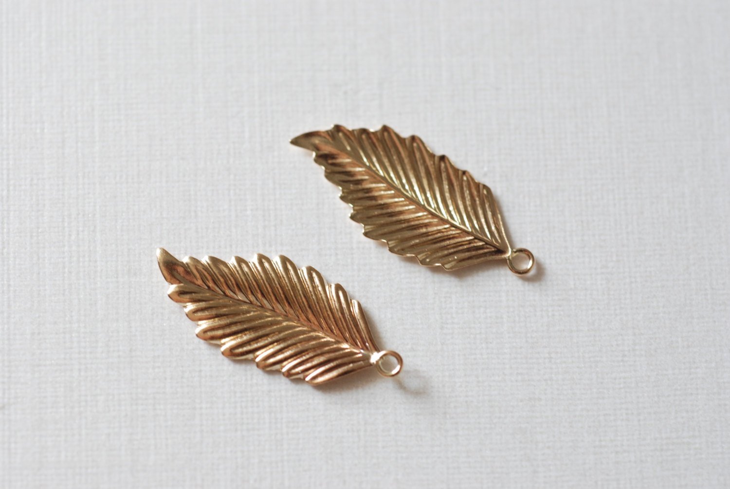 Leaf Charms, Wholesale, 14/20 Gold-Filled, 21mm x 9mm, Drops Dangles Leaves Nature Leaves Petal
