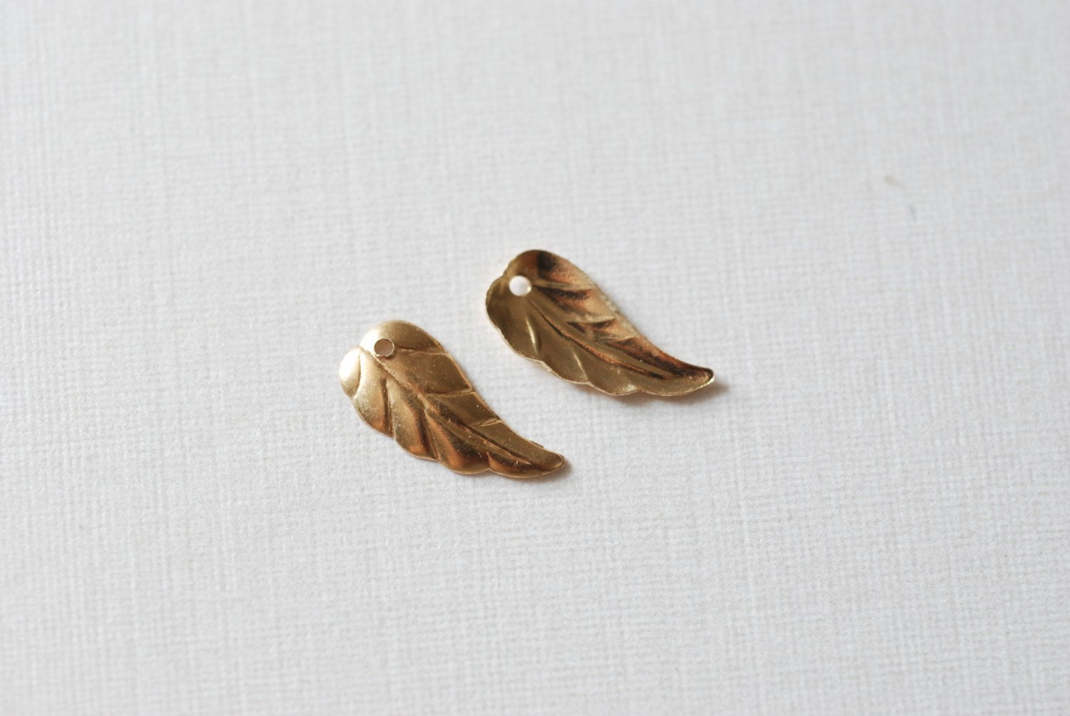 Leaf Charms, Wholesale, 14/20 Gold-Filled, 12mm x 6mm, Drops Dangles Leaves Nature Leaves Petal