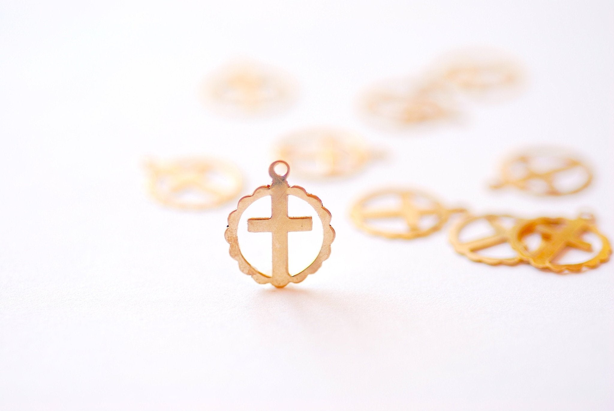 Scalloped Cross Charm, Wholesale, 14/20 Gold-Filled, 13mm, Flat Round Rosary Religious Amulet