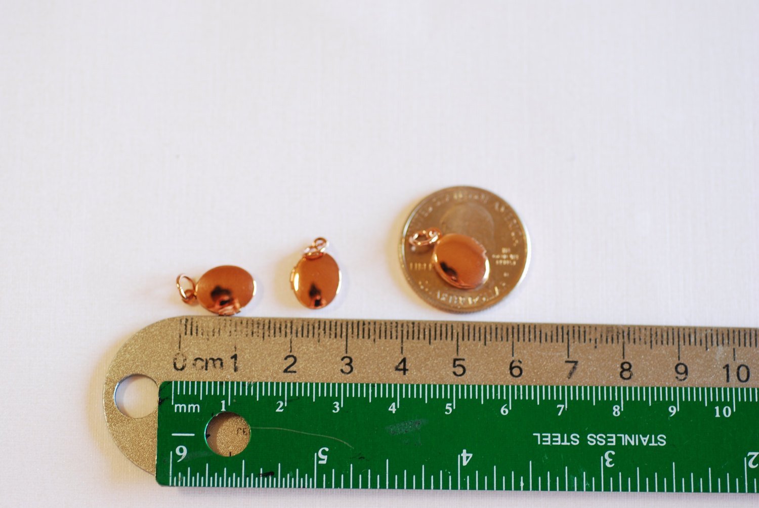 Oval Photo Locket Pendant Charm, Wholesale, 14/20 Rose Gold-Filled, 16mm x 10mm, DIY Jewelry Supplies