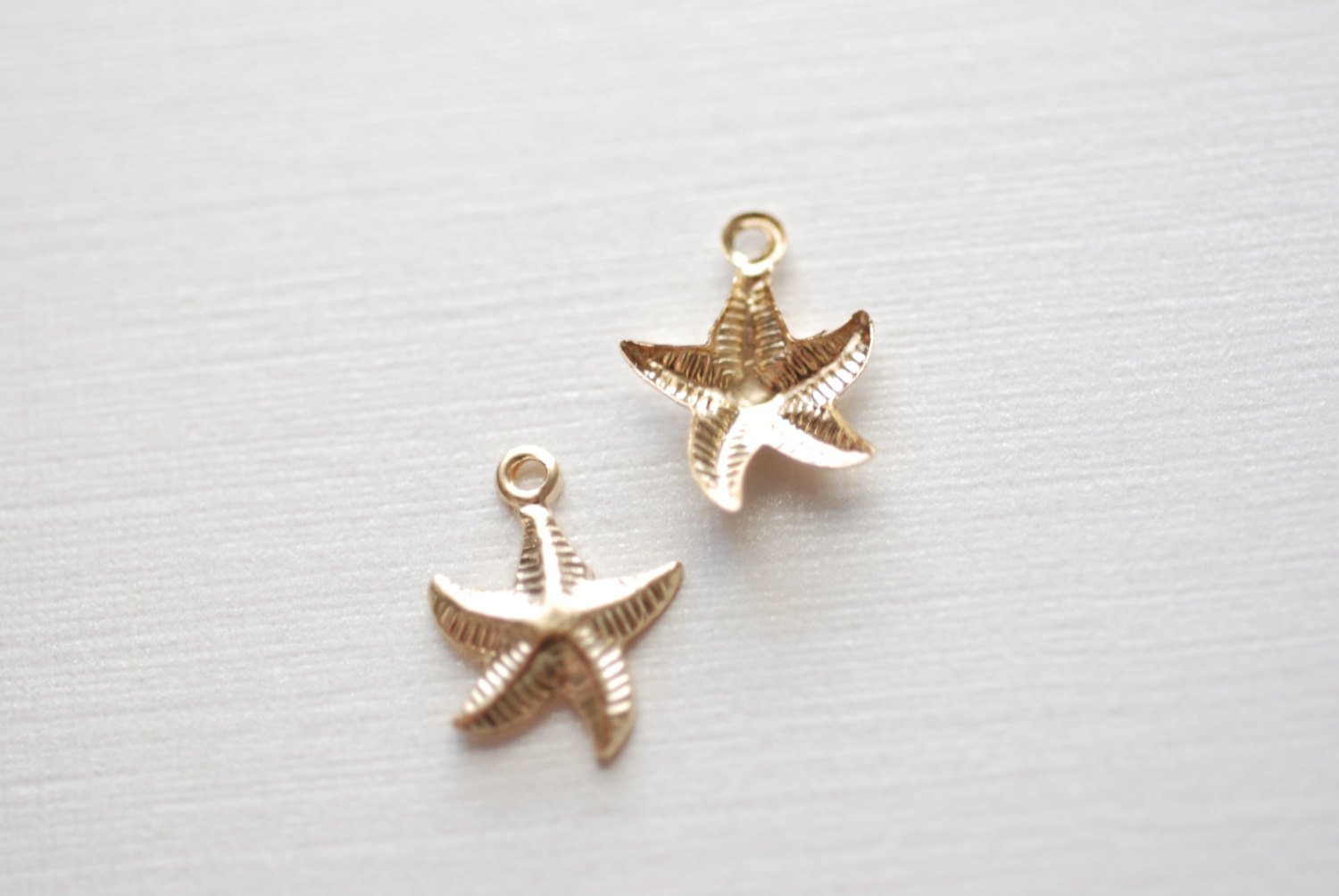 2 pcs, STARFISH Charms Pendants, 14k 14kt Gold Filled Star Fish,10 mm, bridesmaids jewelry ocean sea life critter, R228-04 - HarperCrown