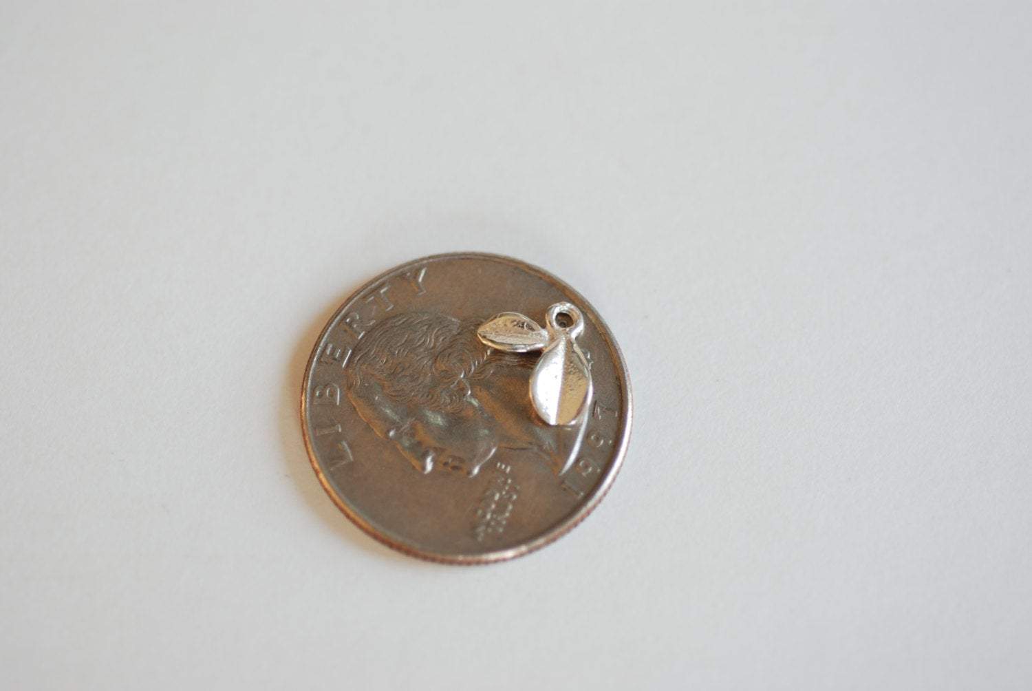 2pcs Sterling Silver Flower Petal Charm- Silver Daisy Calla Lilly Flower Petal Drop, Stamping Flower Charm, Bridesmaid Necklace DIY - HarperCrown